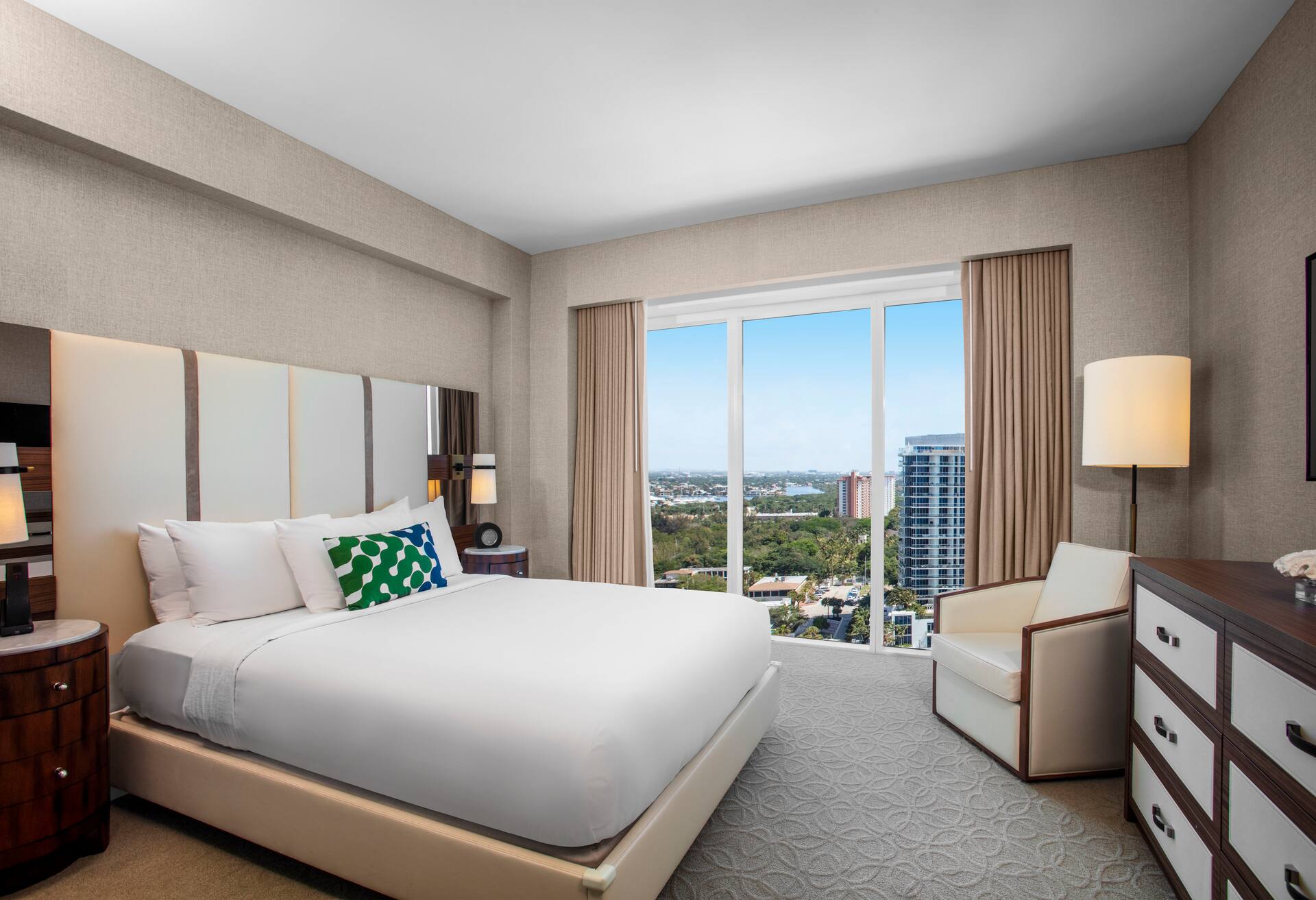 1 Bedroom Residence Oceanfront