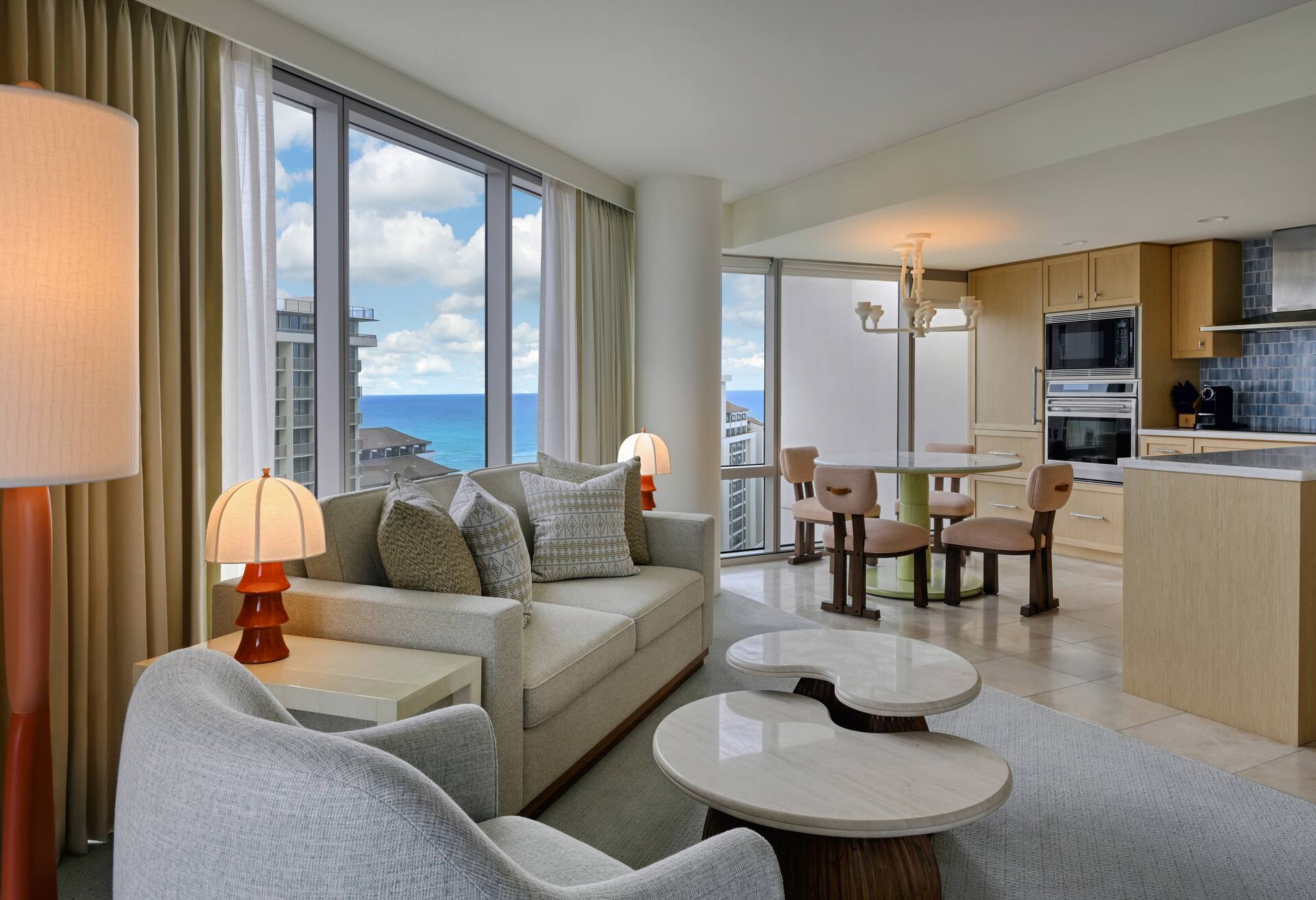Deluxe 1 Bedroom City View Suite