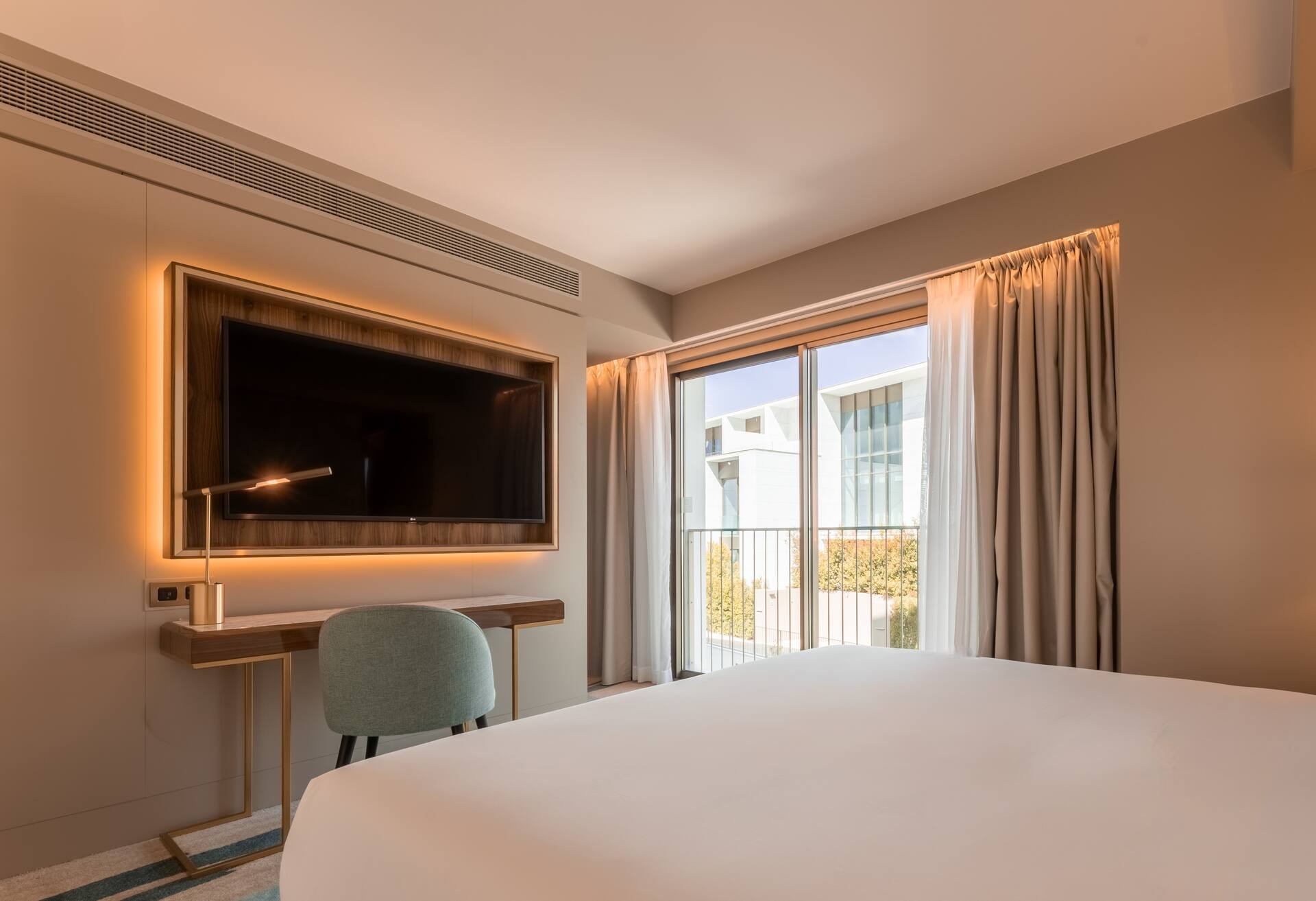 Available room