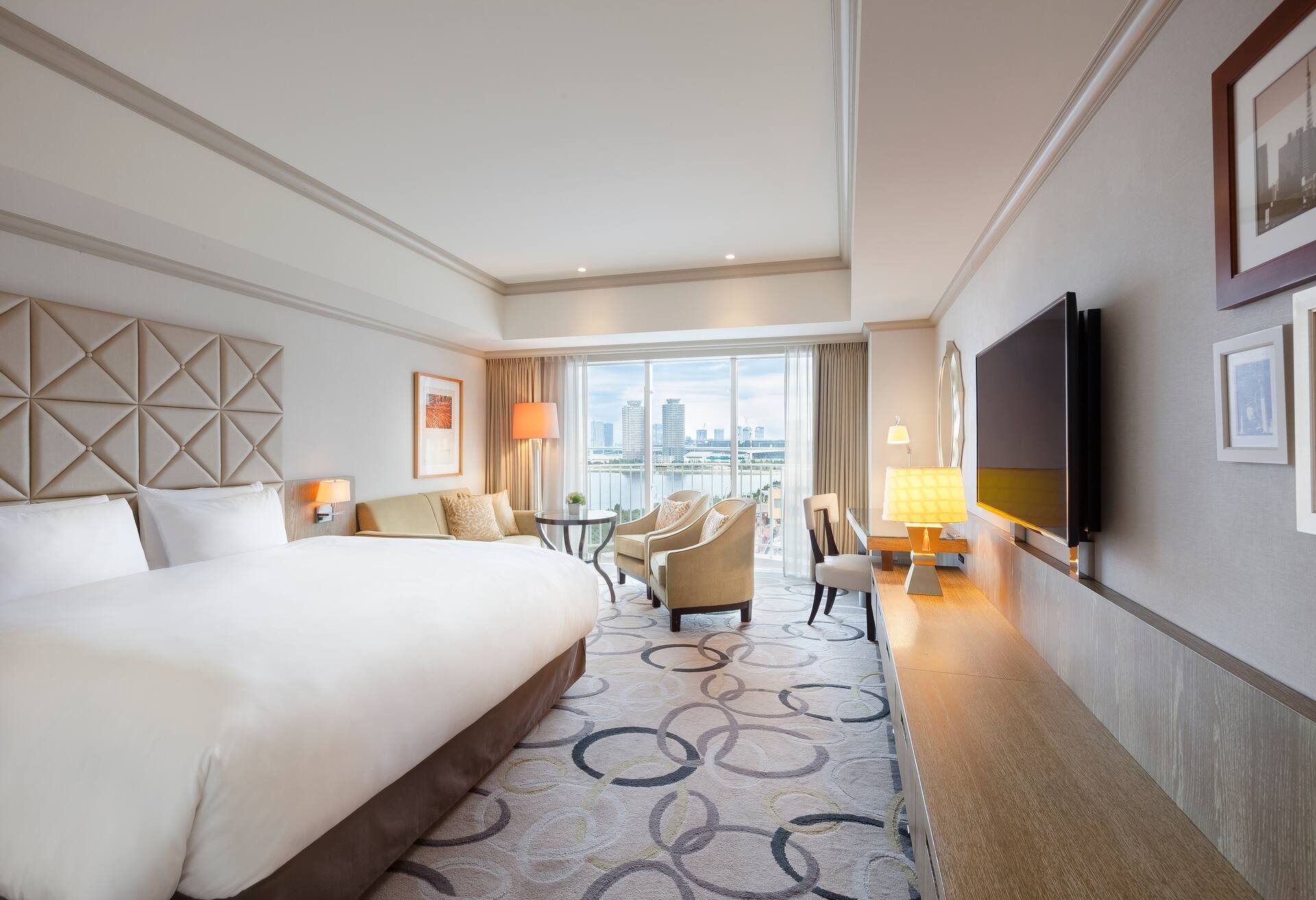 King Deluxe Room photo 1