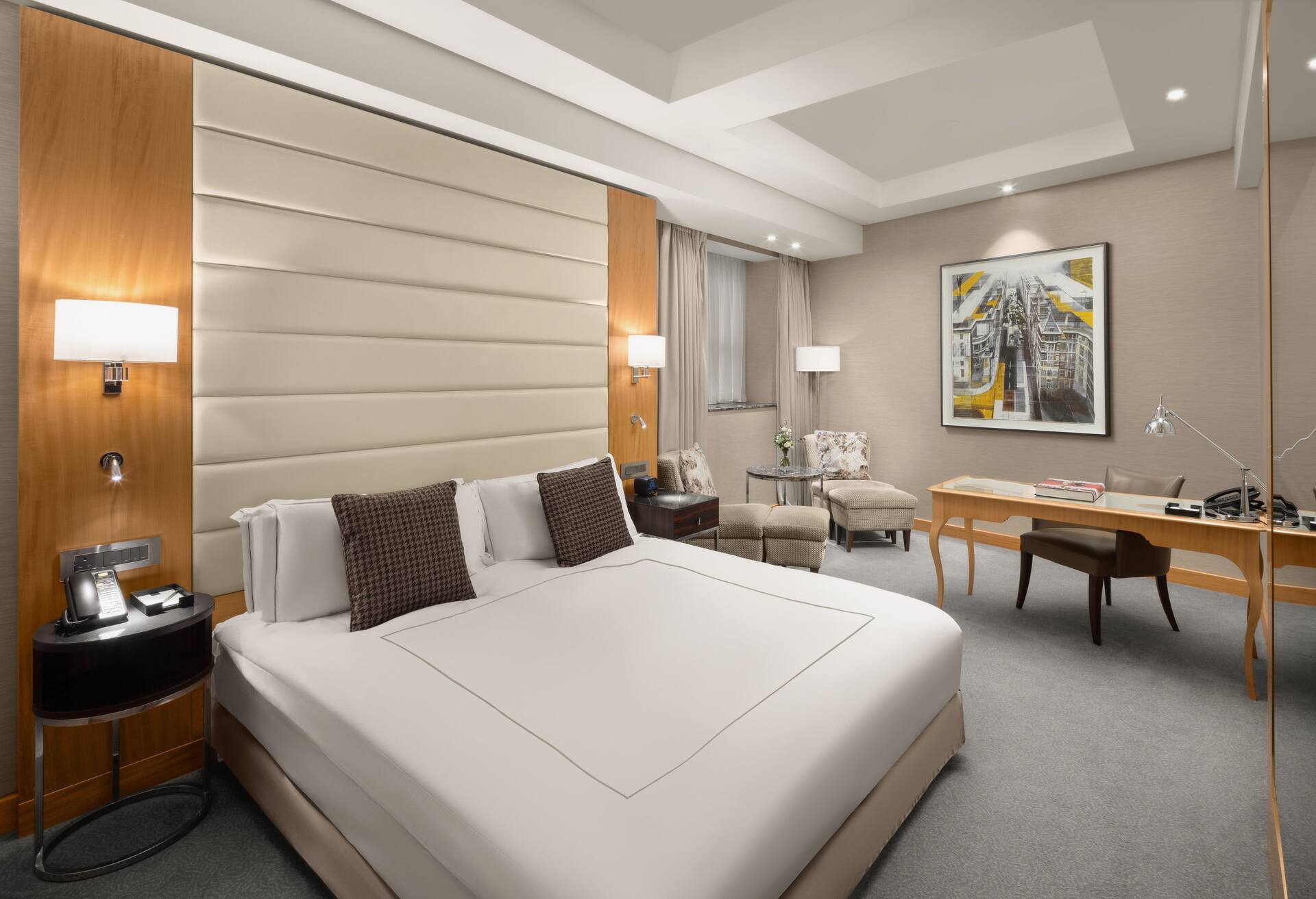 King Executive Accessible with Lounge Access