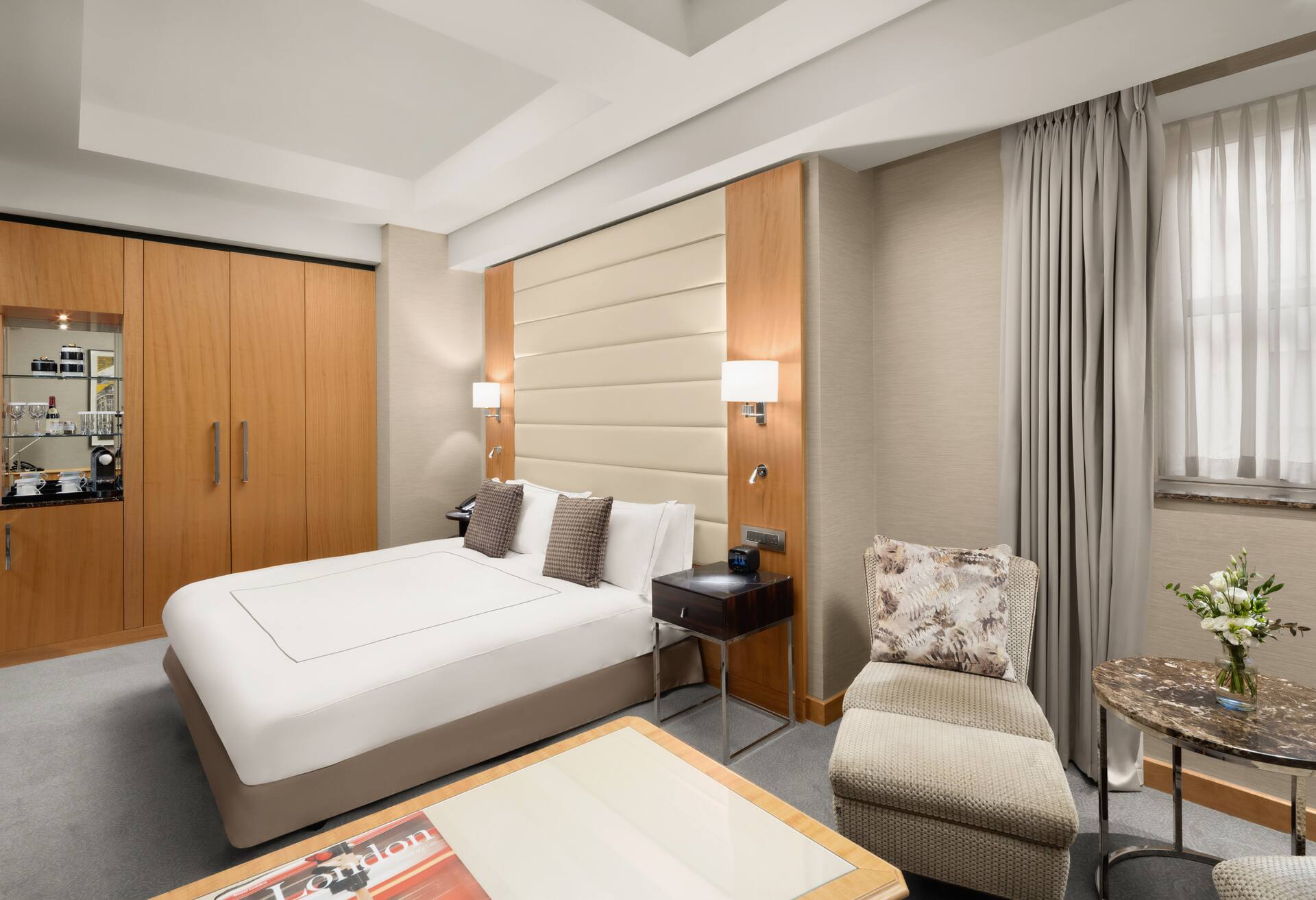 King Executive Accessible with Lounge Access