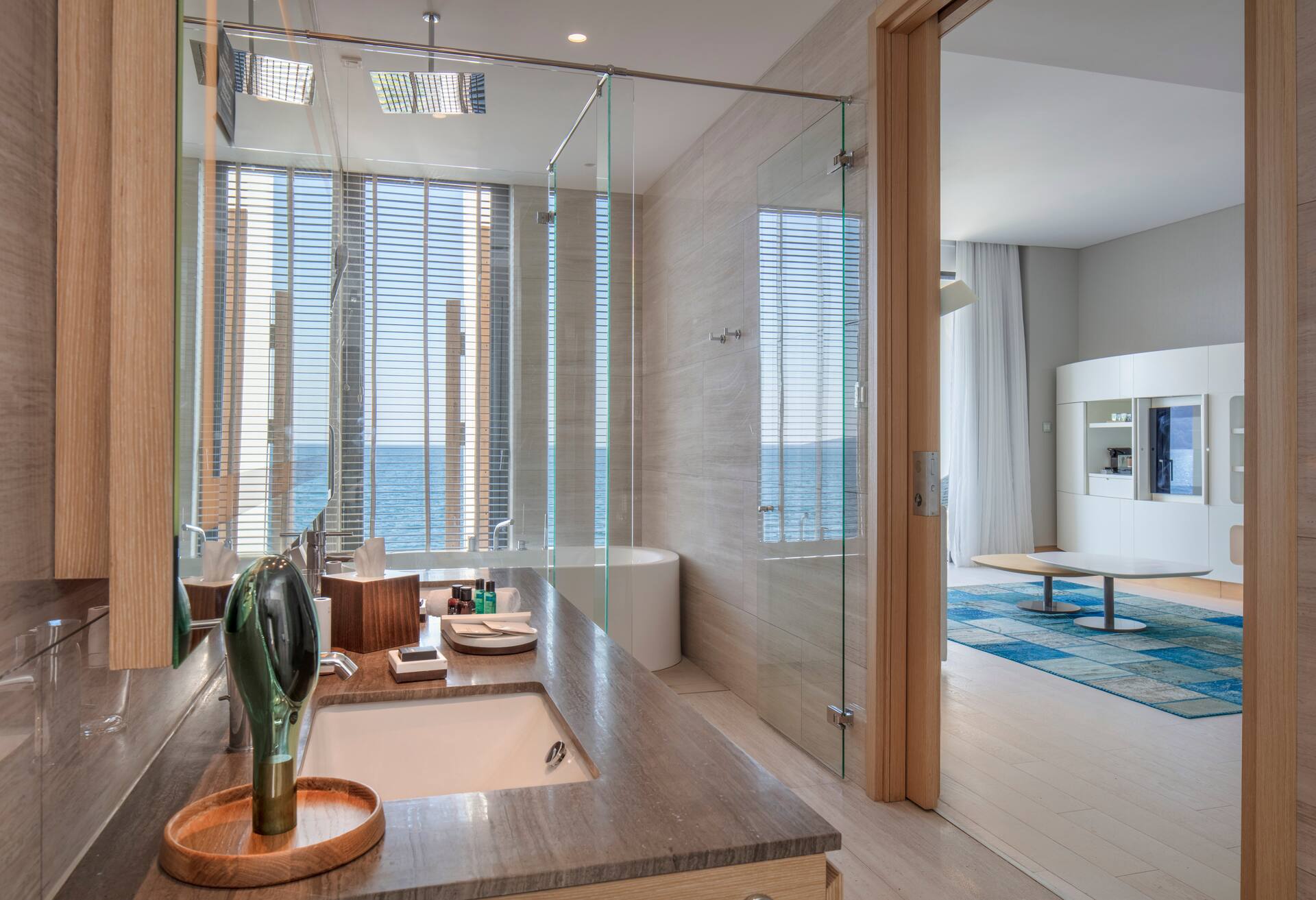 King Junior Suite with Balcony and Sea View