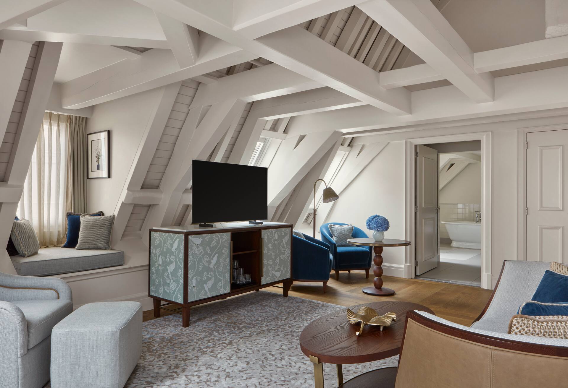 King Premier Loft