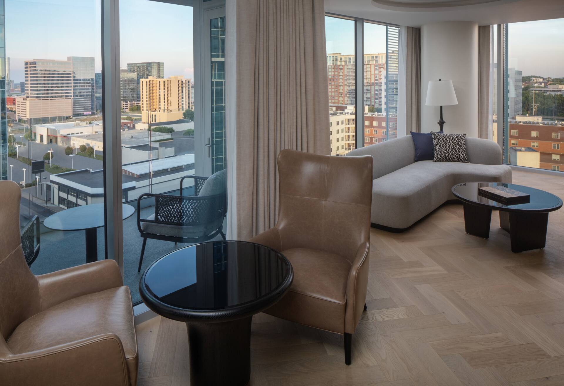 Premium One Bedroom Suite - One King Bed