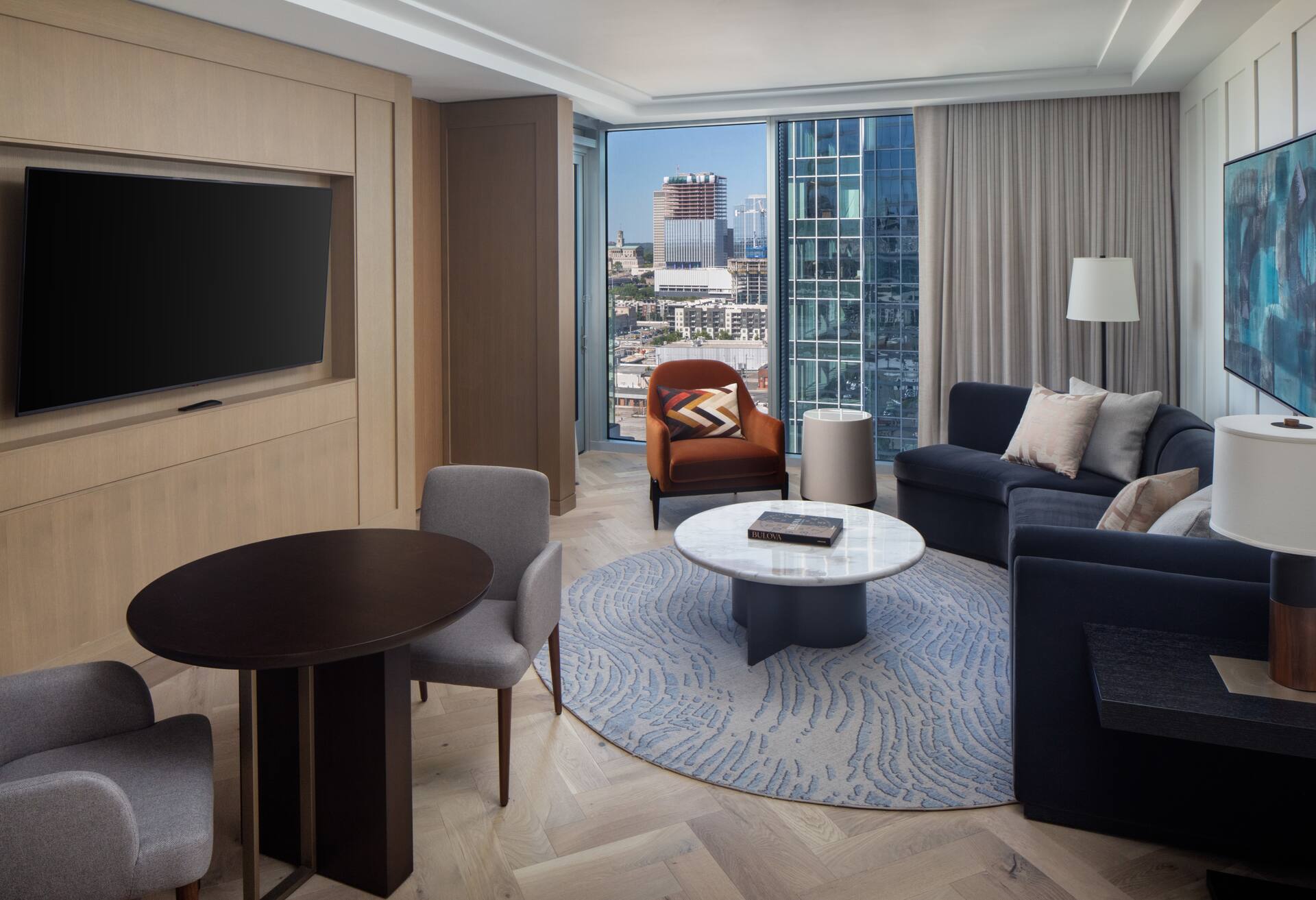 One Bedroom Suite with Balcony - One King Bed