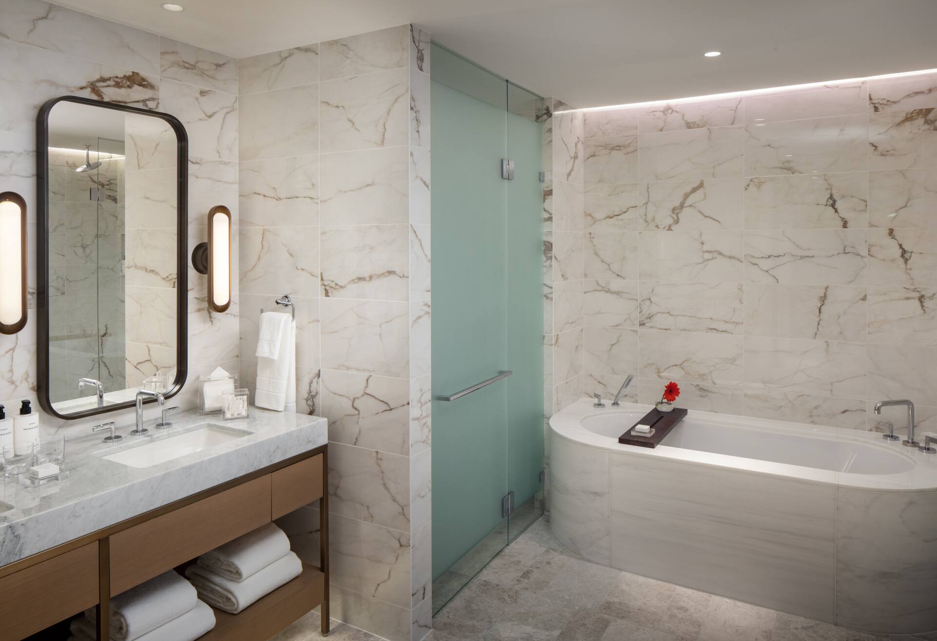 One Bedroom Suite with Balcony - One King Bed