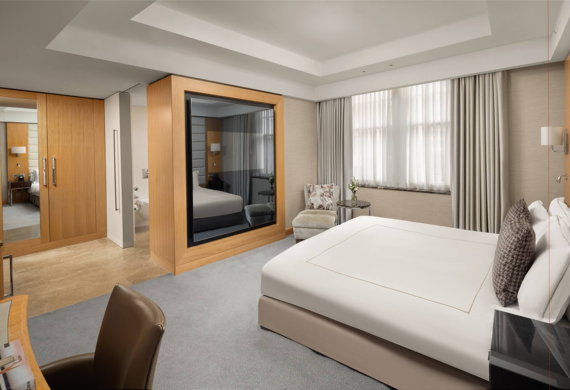 King Accessible Superior Room