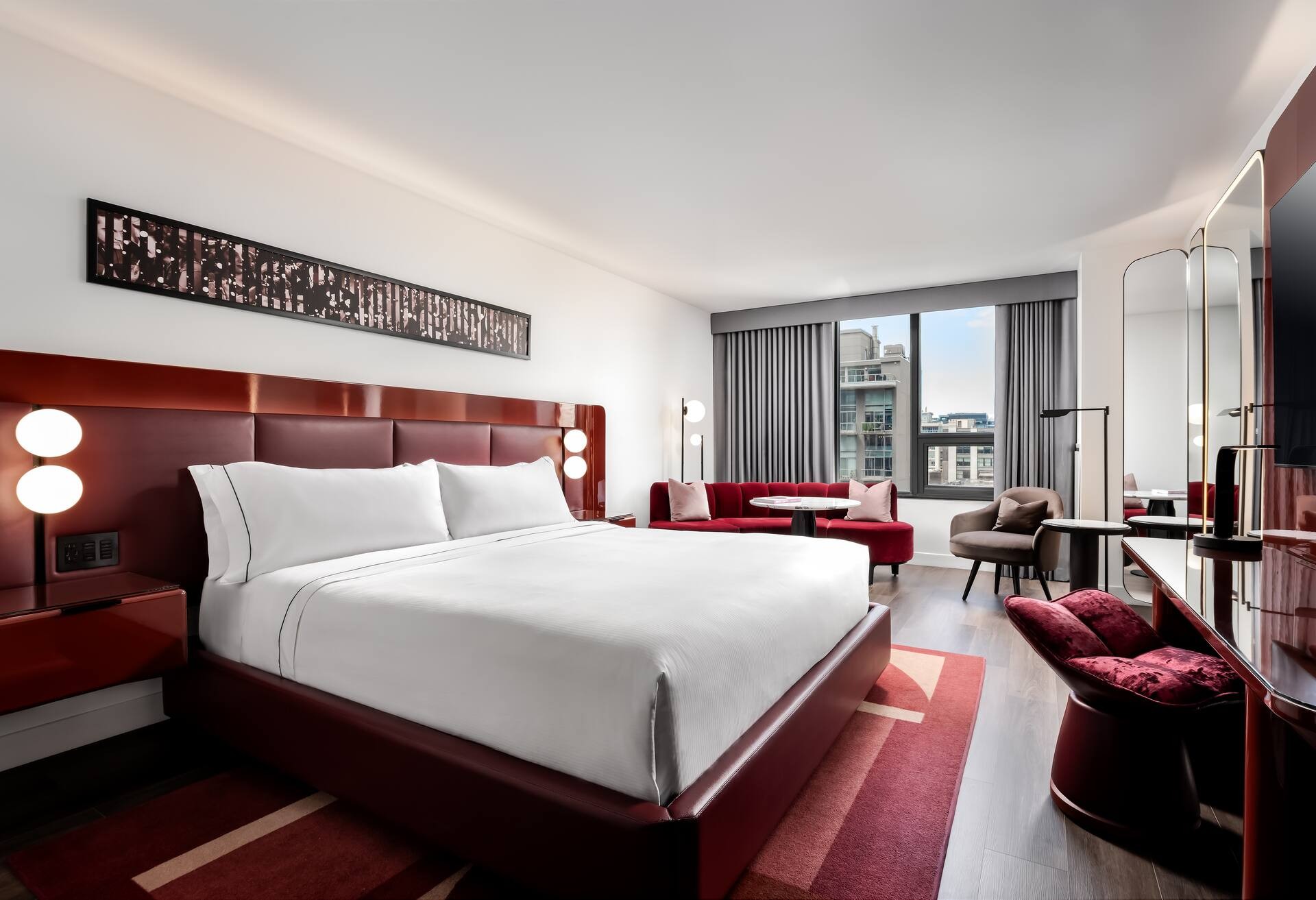 1 King Bed