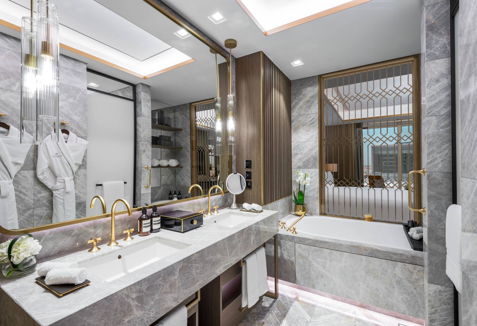 King Deluxe Room photo 2