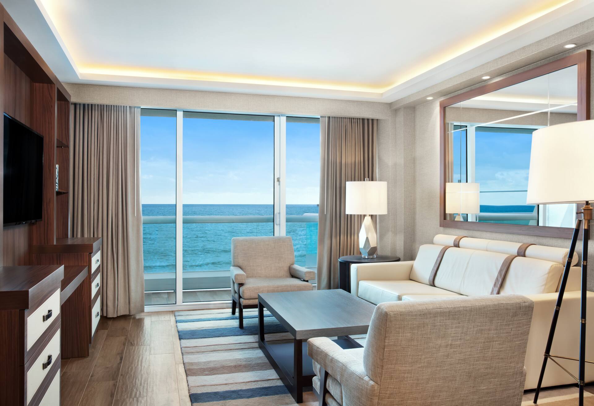 2 Bedroom Residence Oceanfront Hearing Access