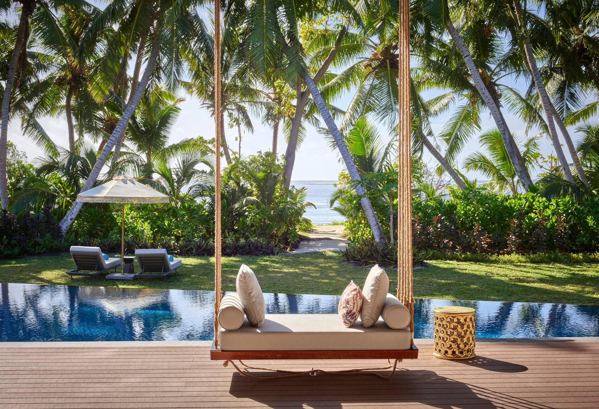 Five Bedroom Eagle Ray Pool Villa