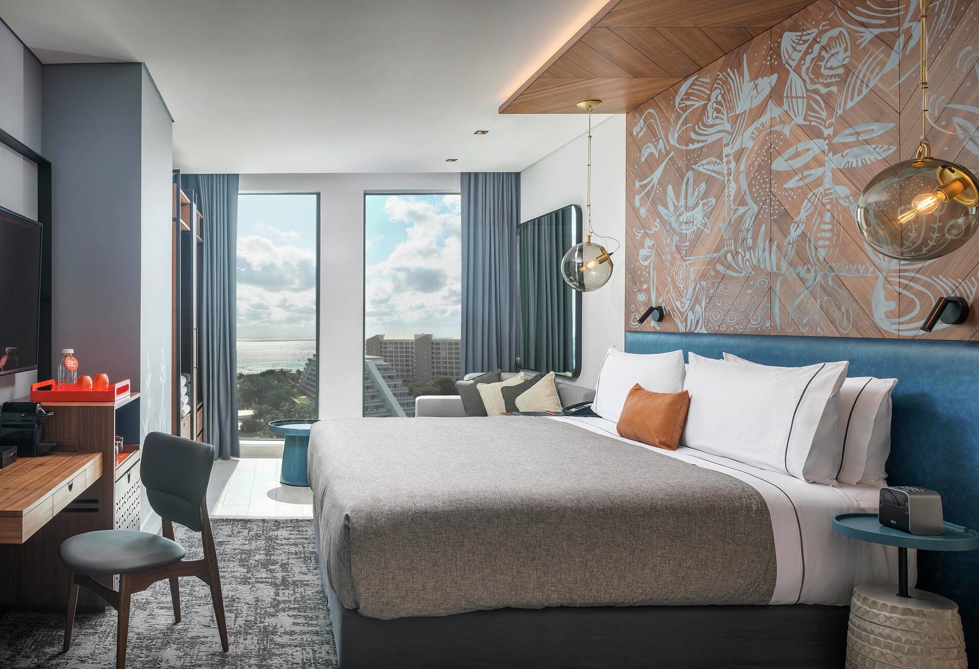 Sunrise View King Room