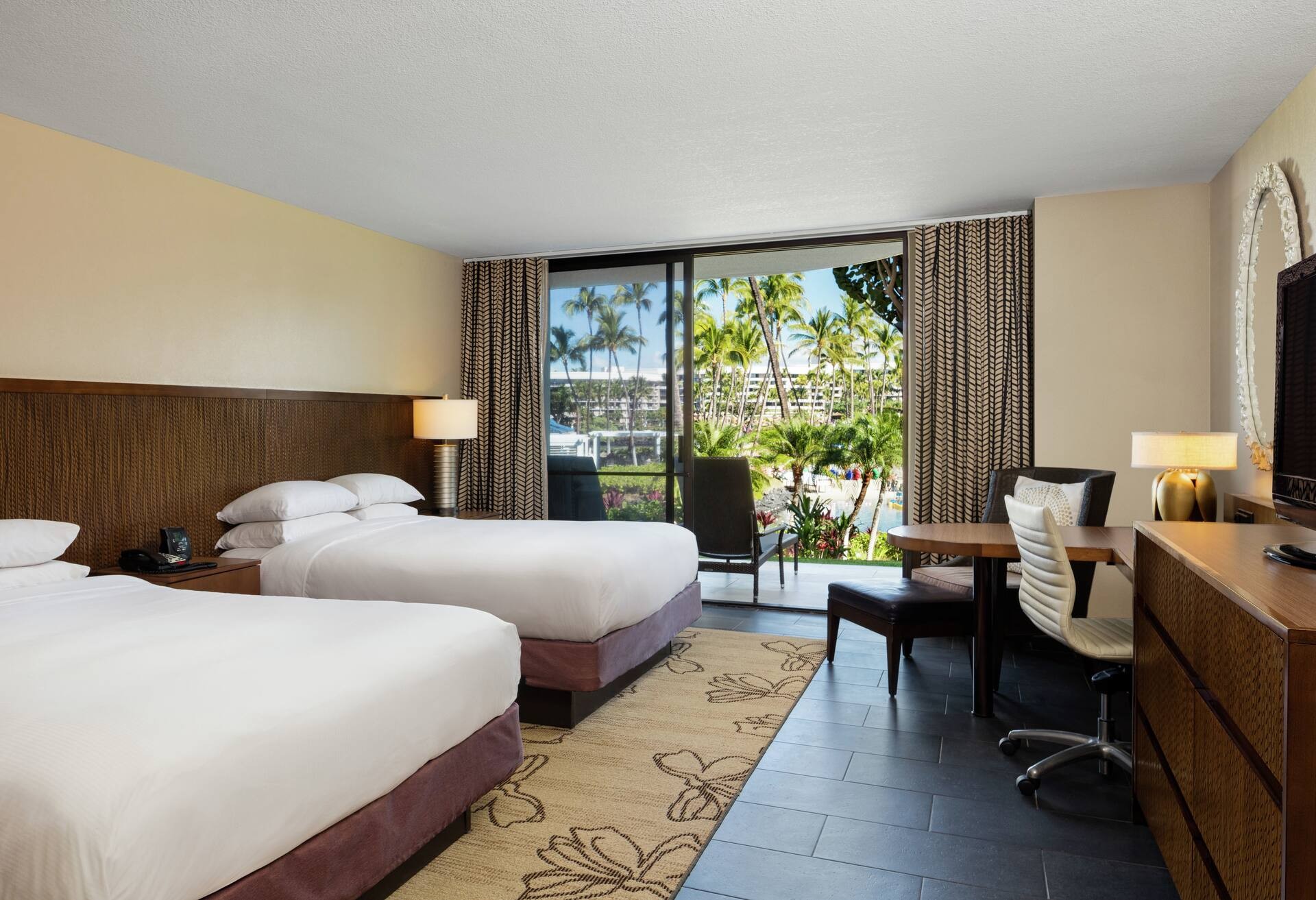 Resort View 2 Queen Beds