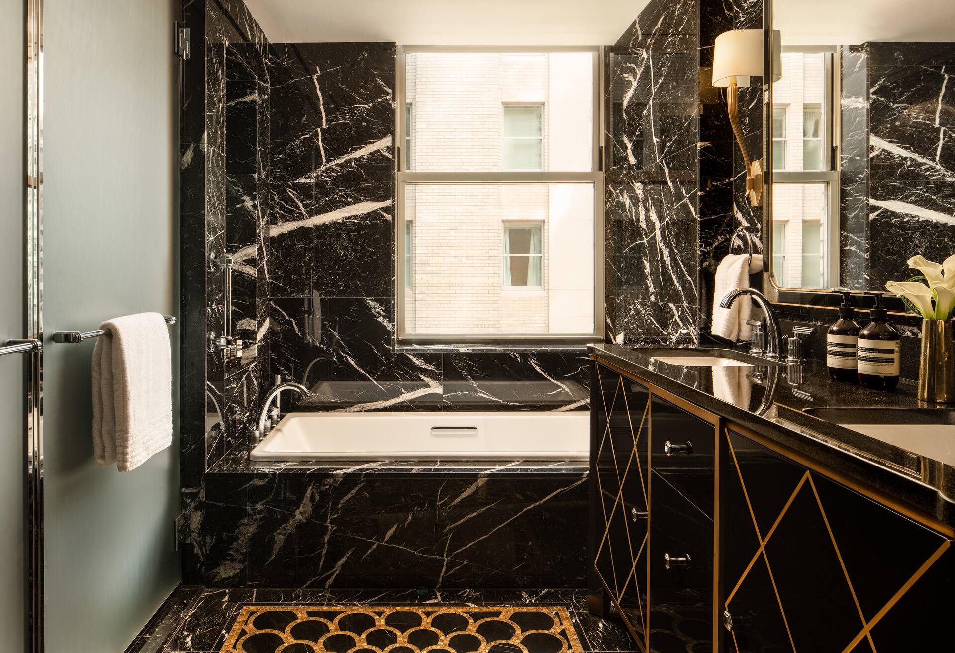 Manhattan Suite