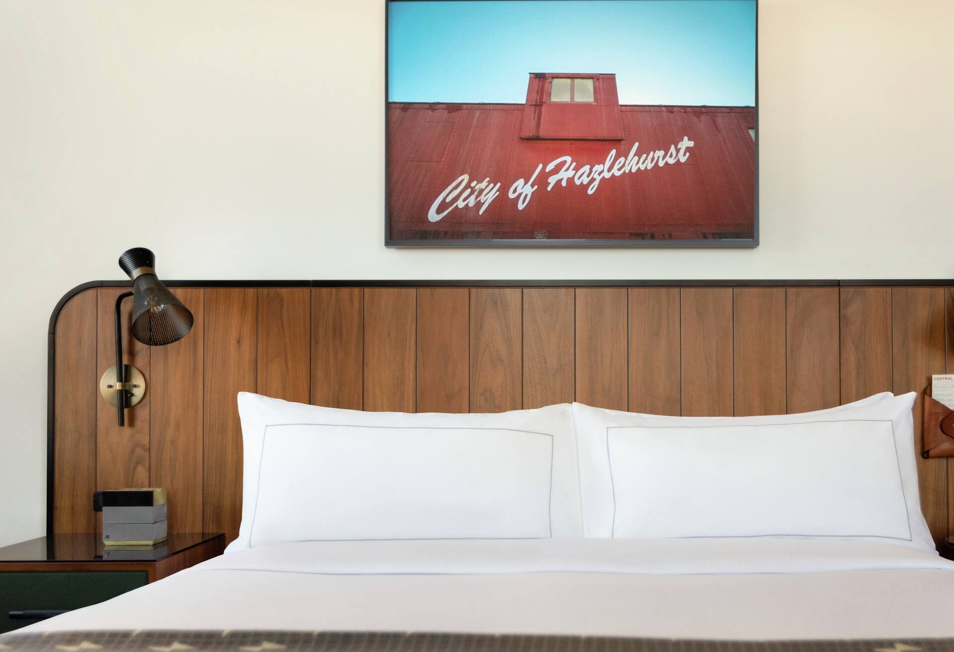 1 King South Main Suite 531 Sq Ft