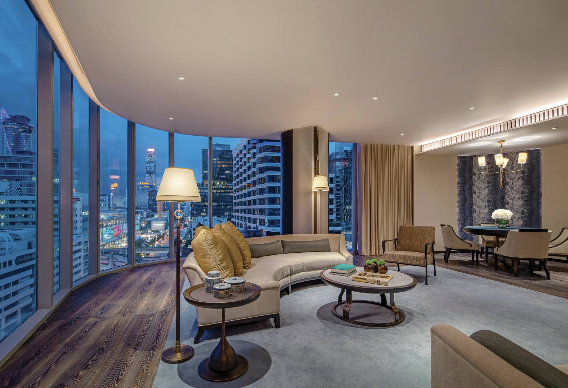 King Two Bedroom Waldorf Suite thumbnail 6