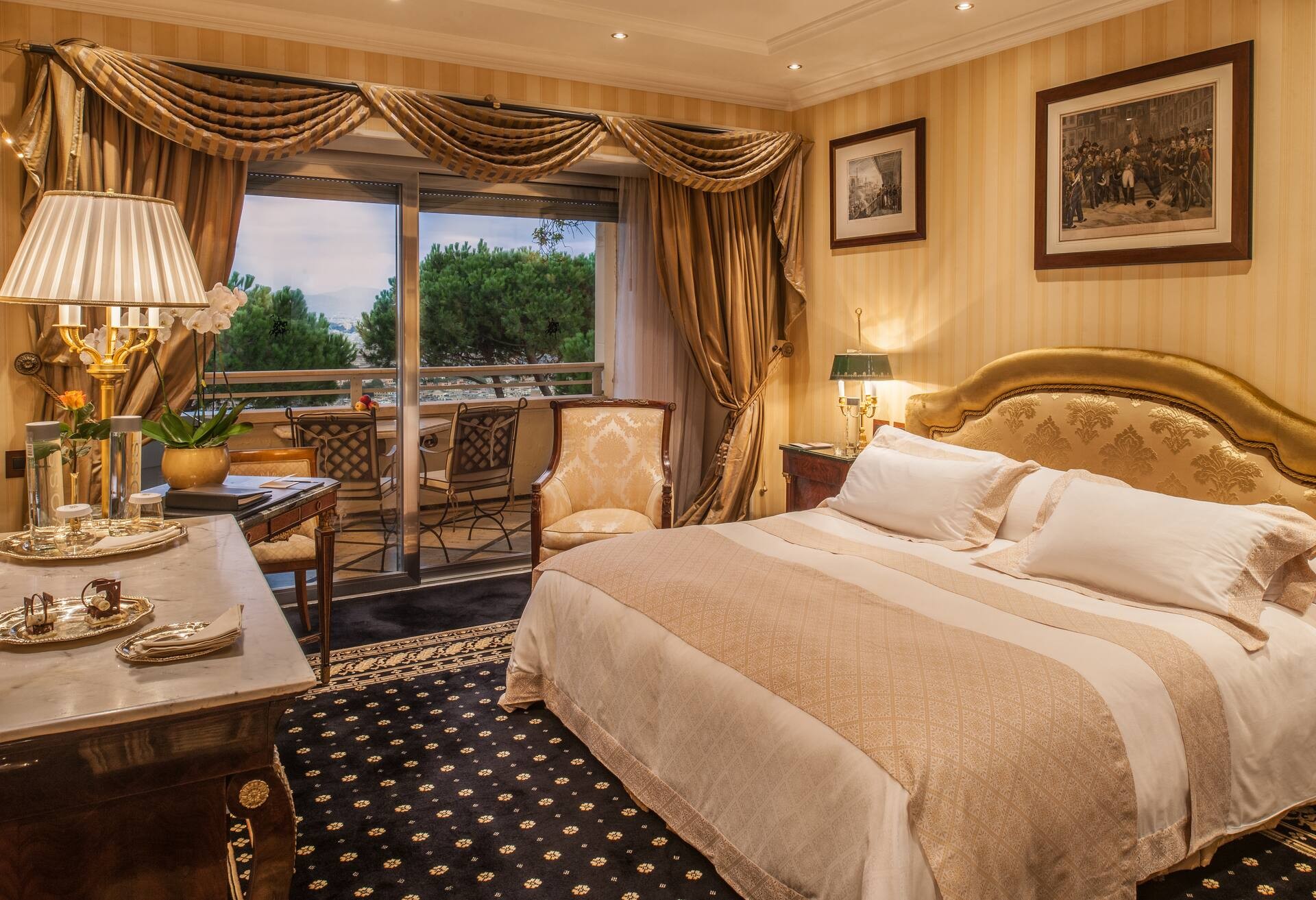 Napoleon Suite