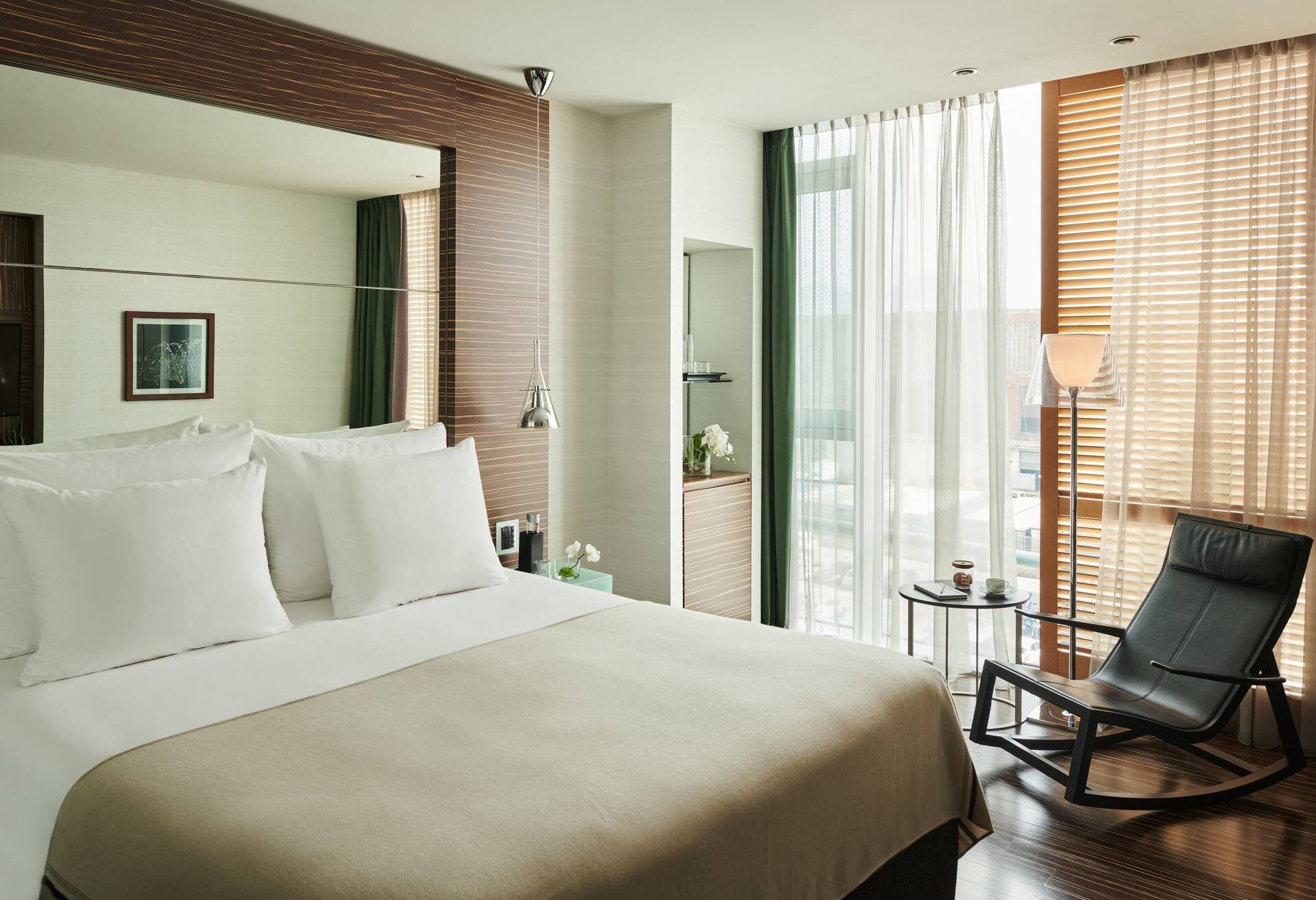 Deluxe Harbour View Room