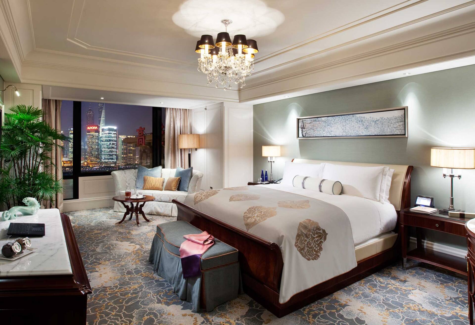 King Luxury Panorama River View Suite