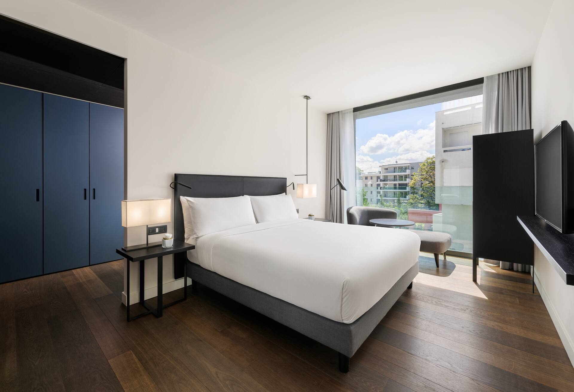 King Accessible Guest Room