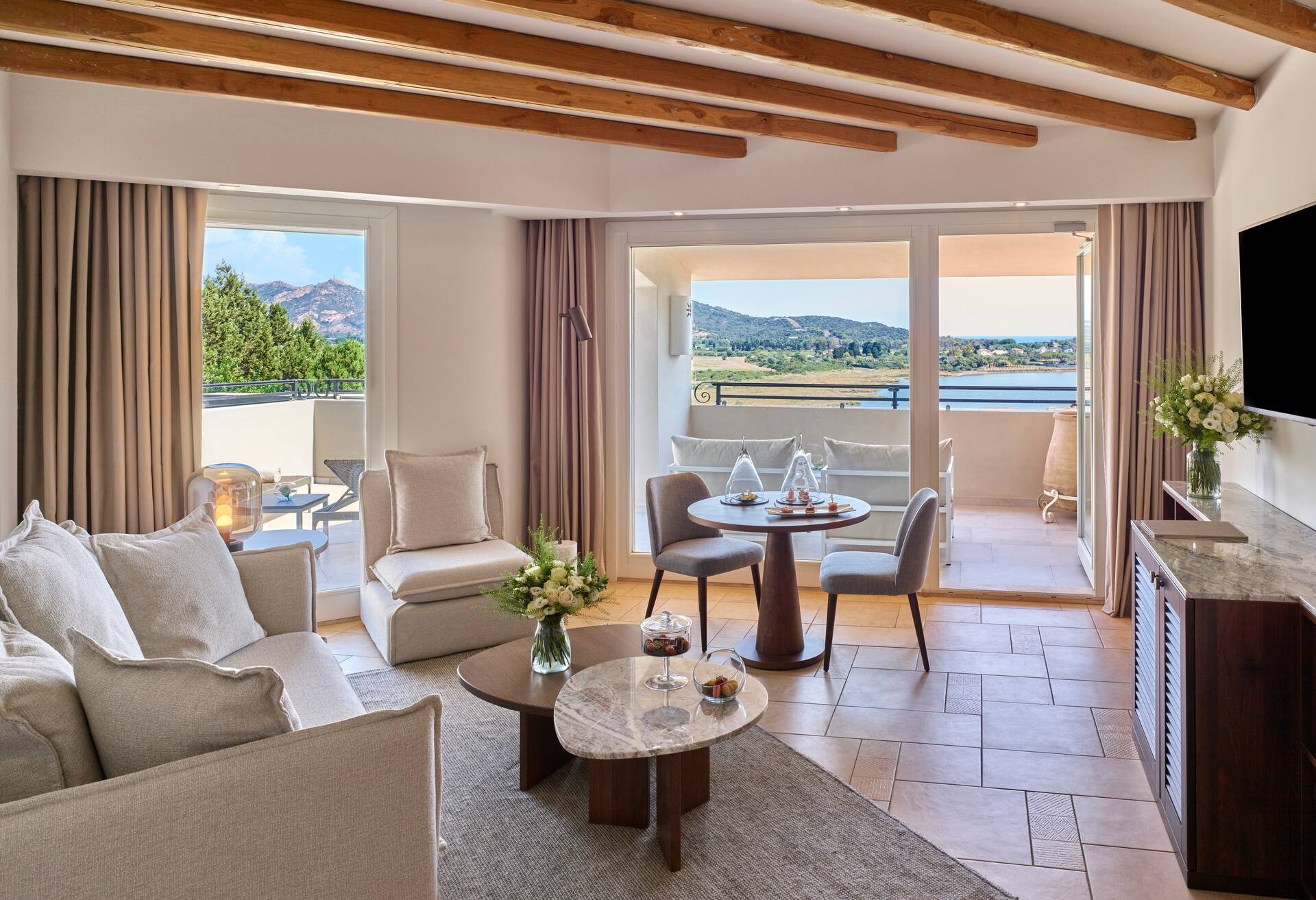 King Suite with Sea View