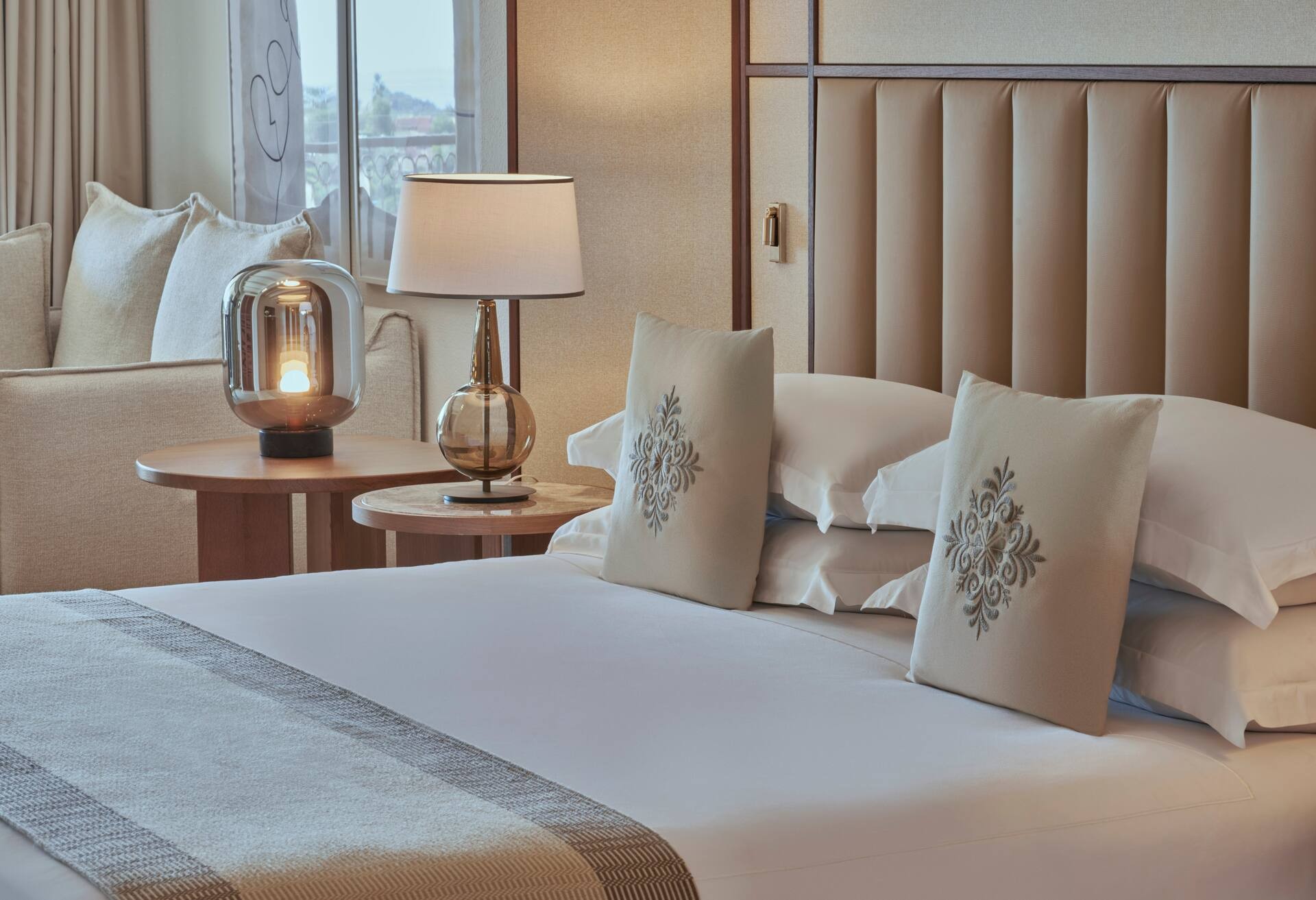King Grand Deluxe Room