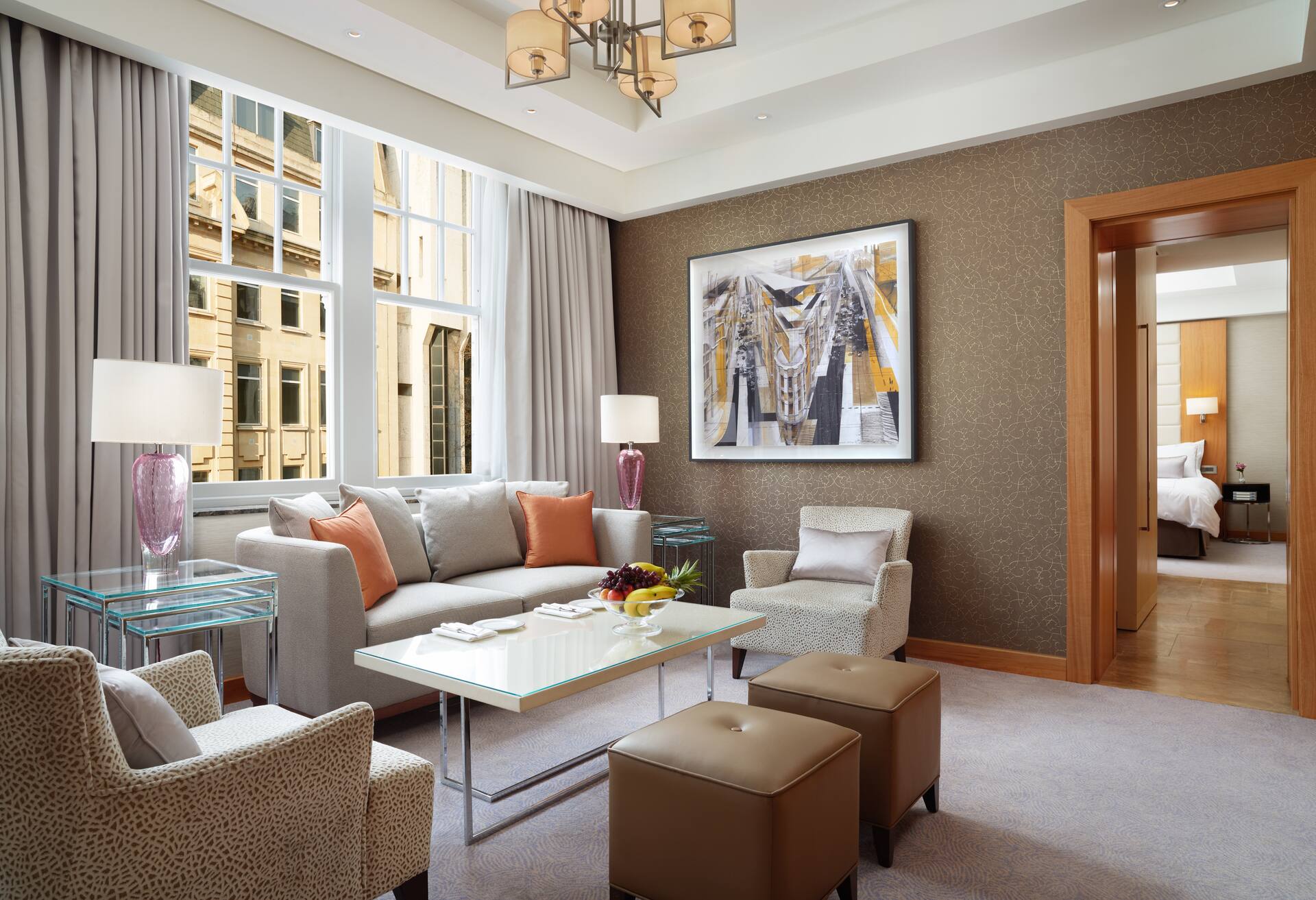 One Bedroom Suite with Lounge Access