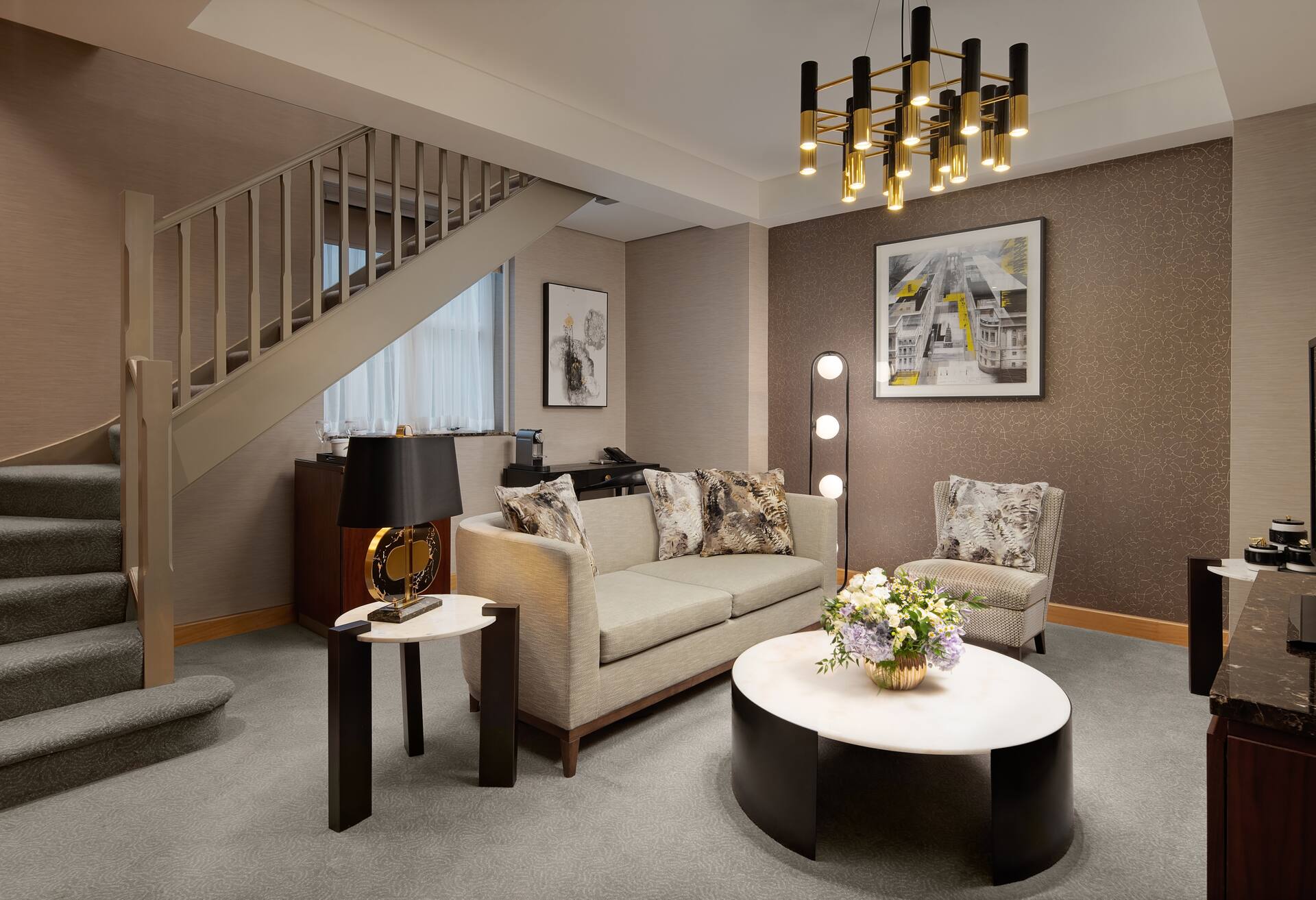 One Bedroom Duplex Suite with Lounge Access
