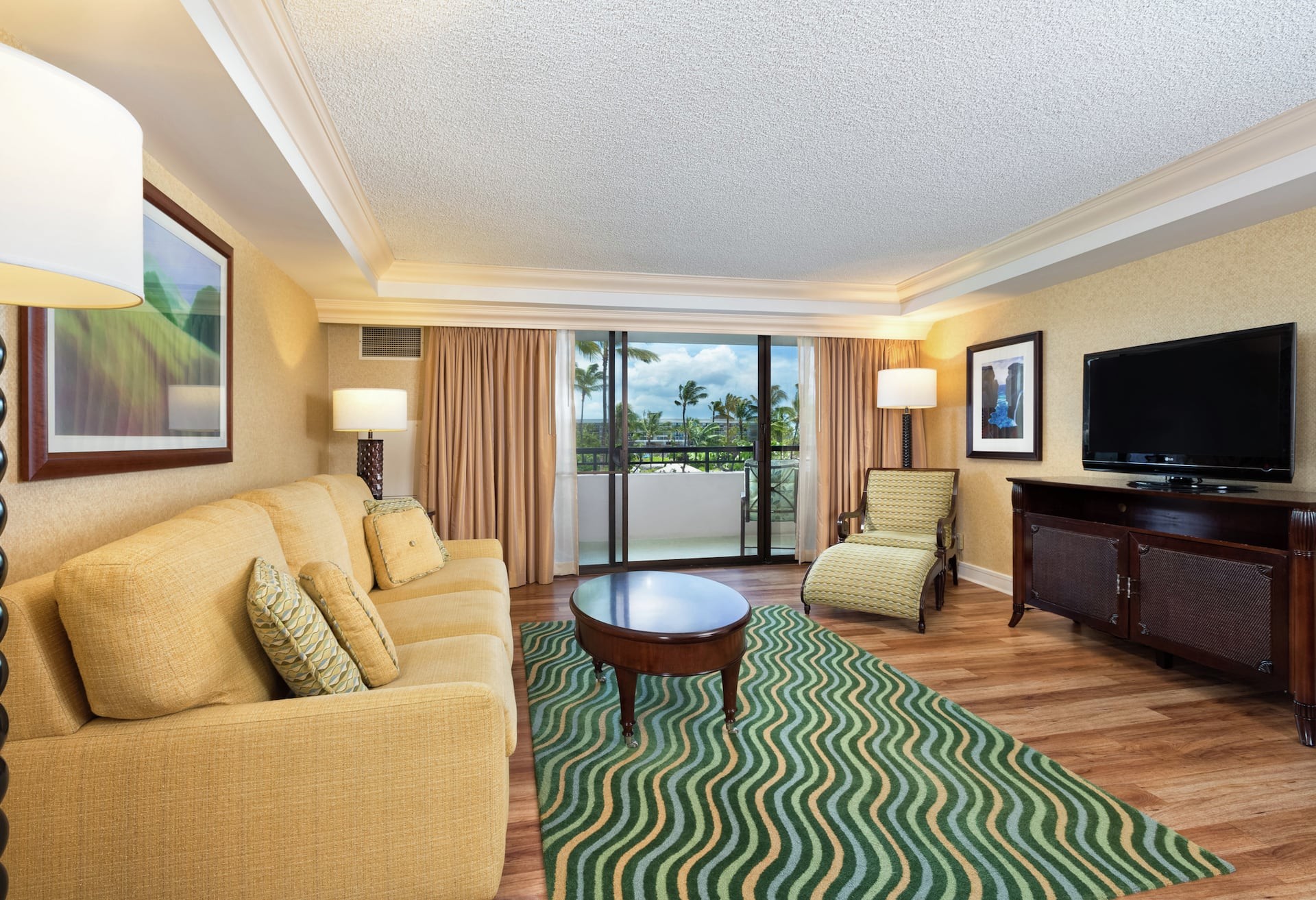 Makai Ocean View 1 Bedroom Suite 1 King Bed
