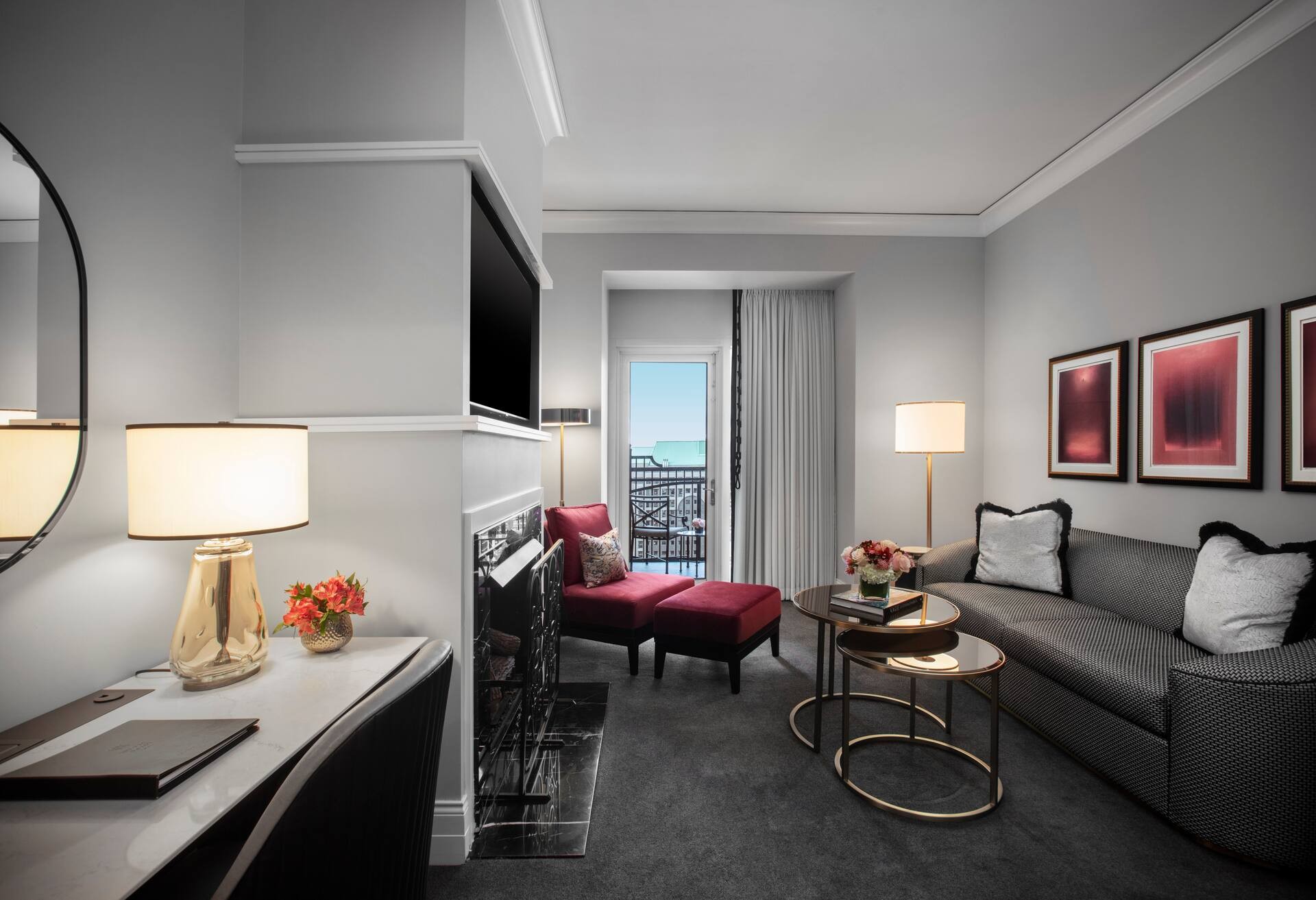 One Bedroom Terrace Suite W/ Fireplace