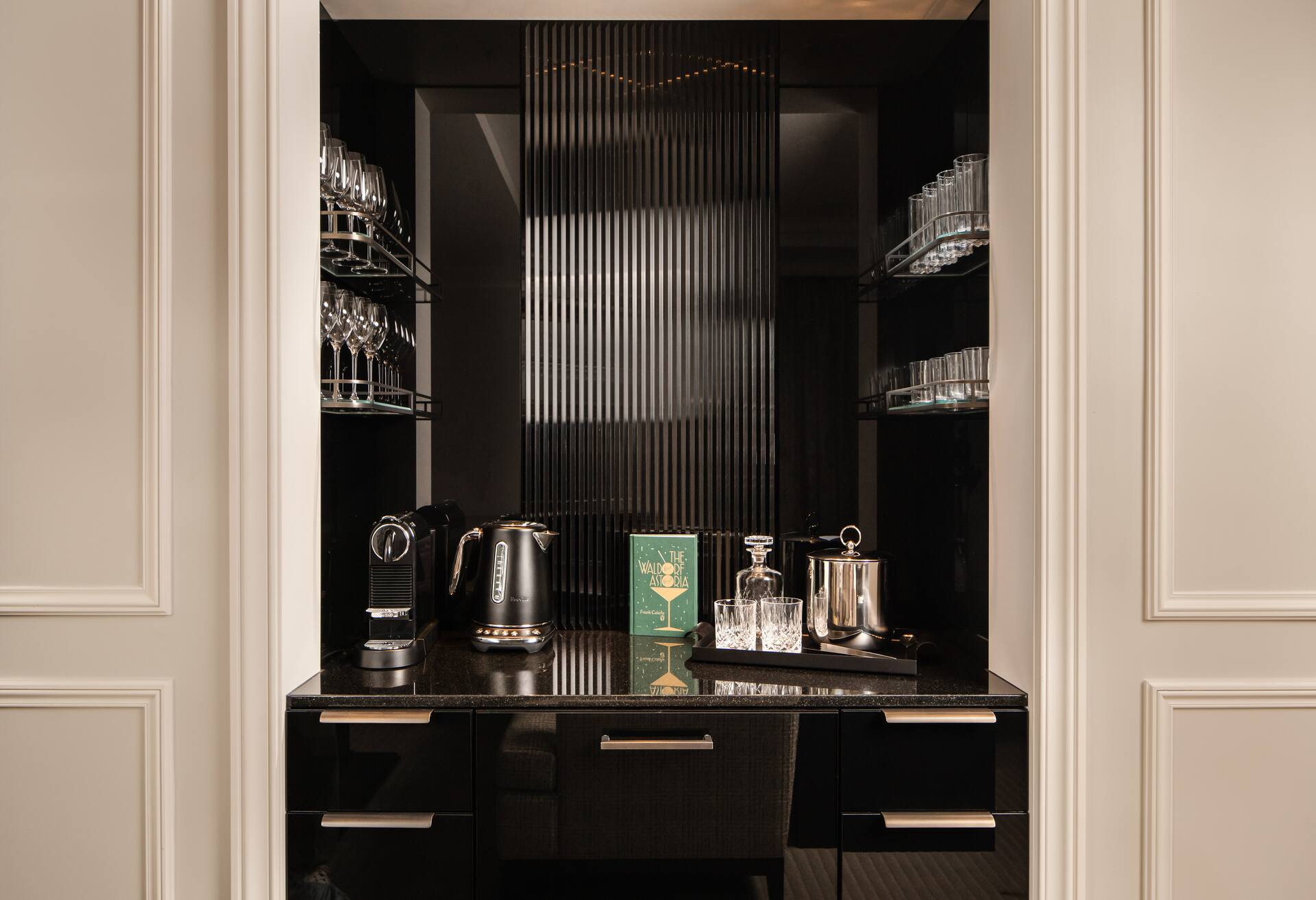Lexington Avenue One Bedroom Suite