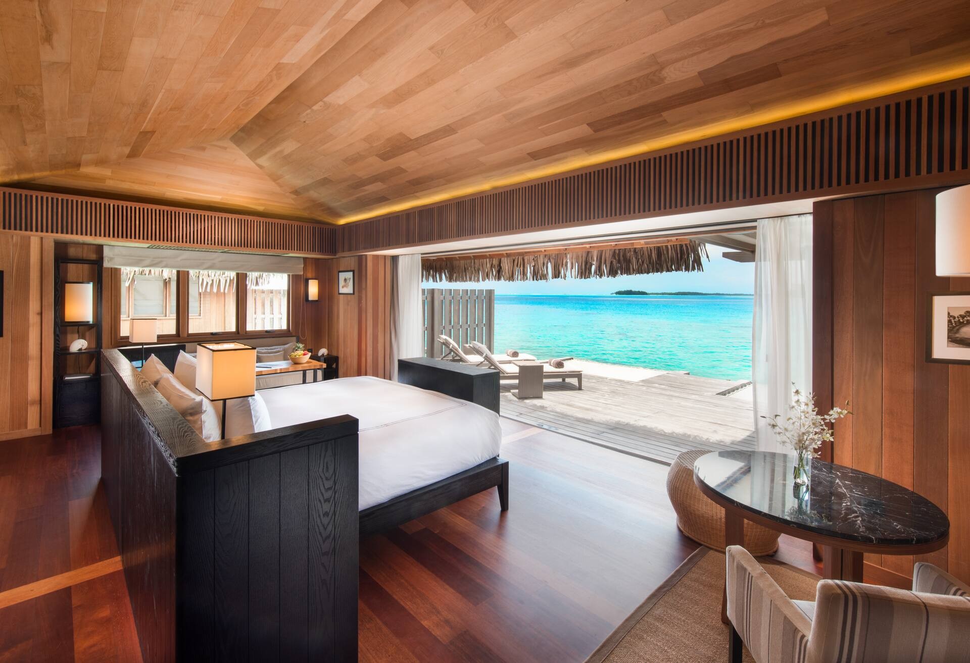 King Overwater Villa photo 1