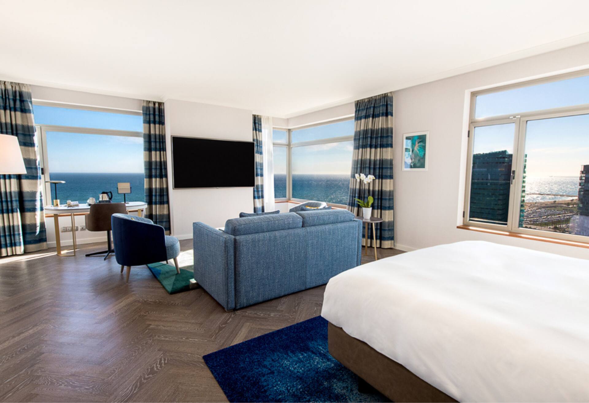 Panorama Suite