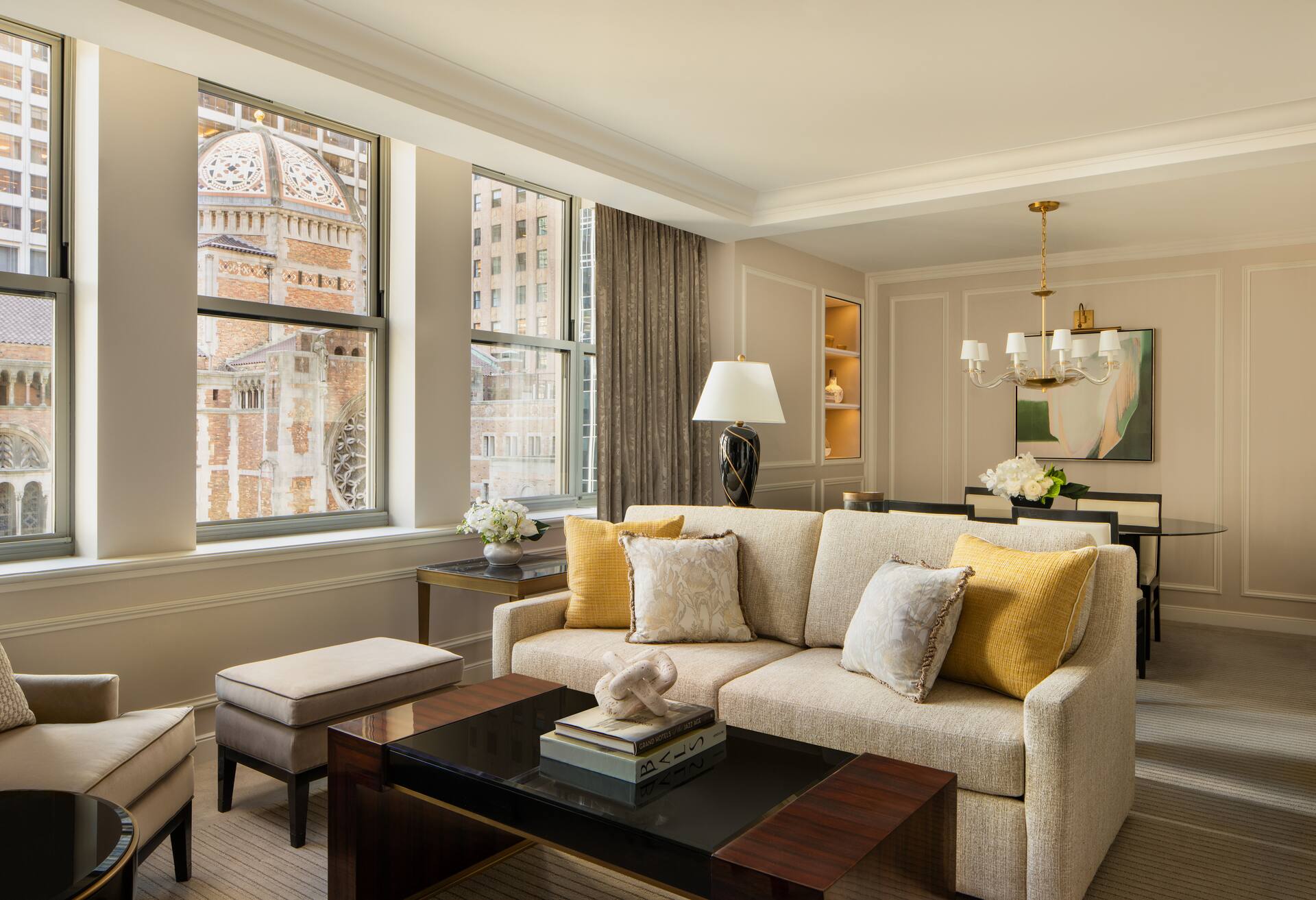 2 Bedroom Prem Suite 1 King 2 Doubles