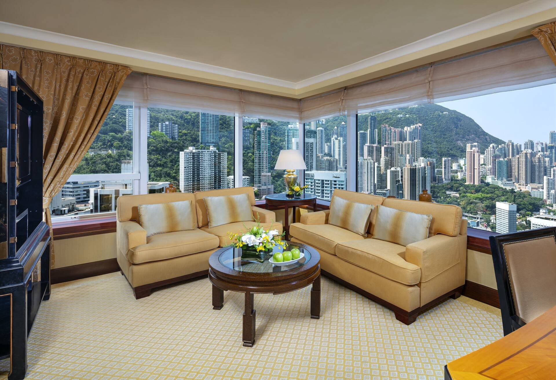 King Executive Peak Suite