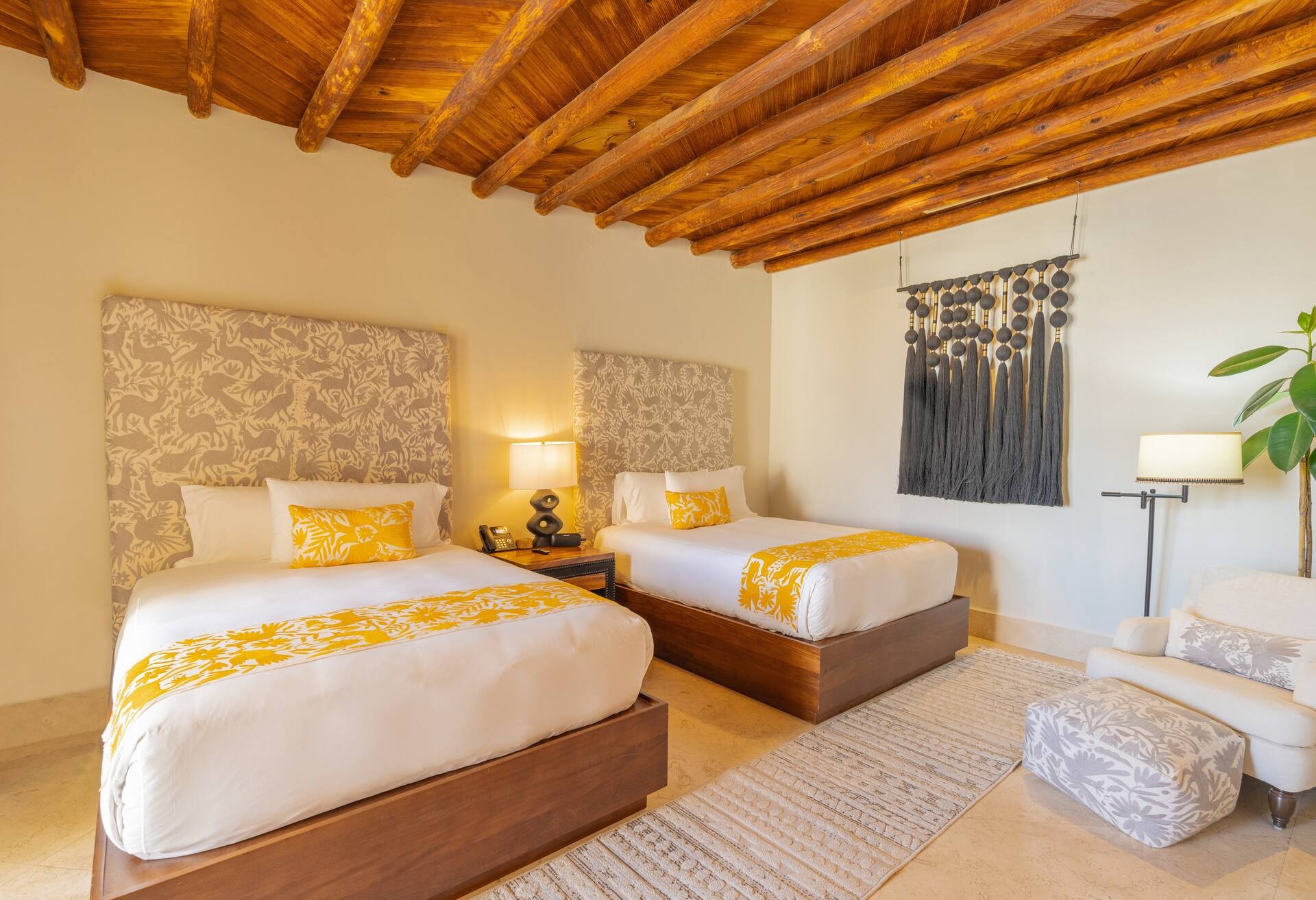 4 Bedroom Pedregal Private Home Mountain View thumbnail 5