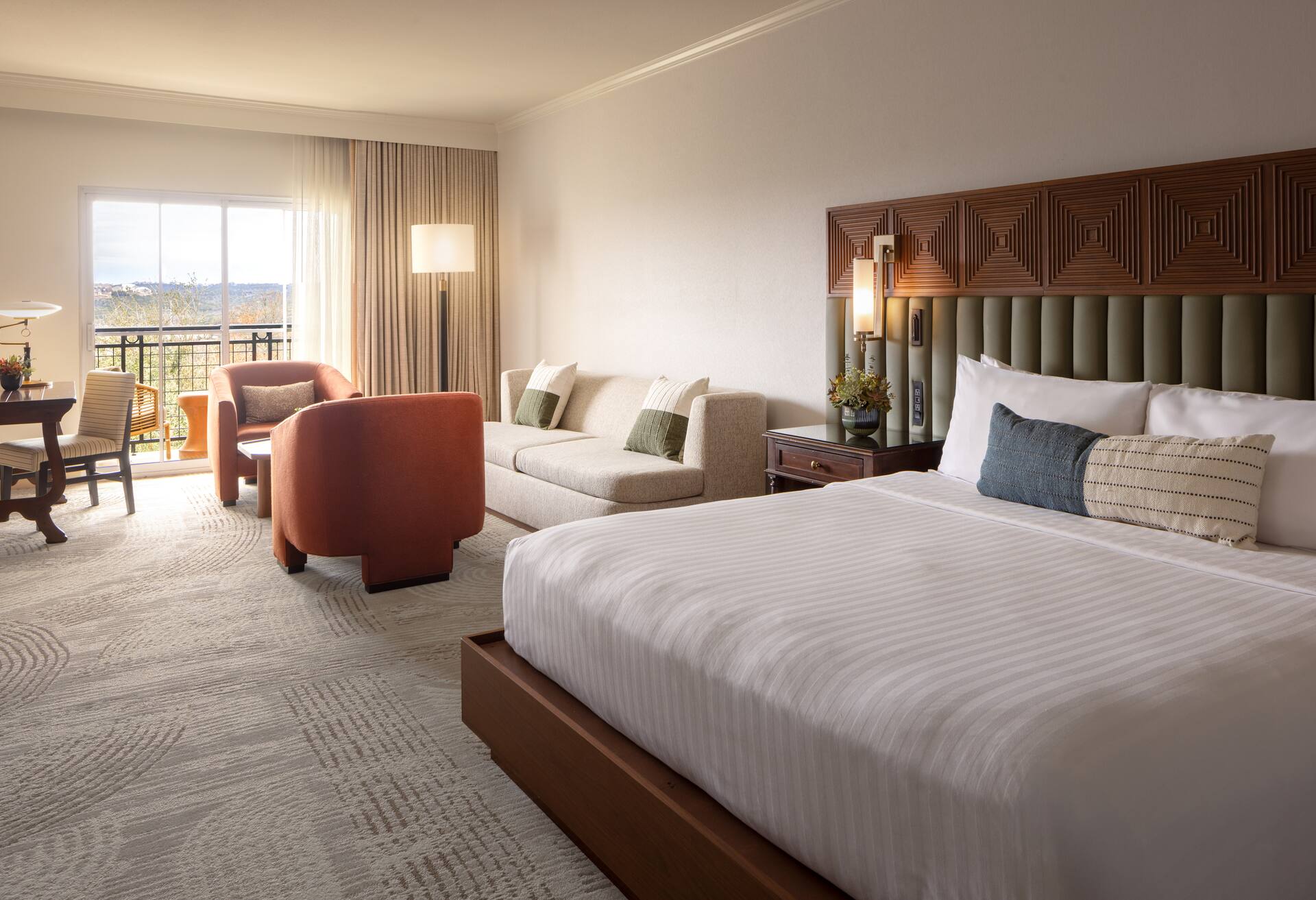 Pool View King Jr Suite- Sofa Bed- Balcony
