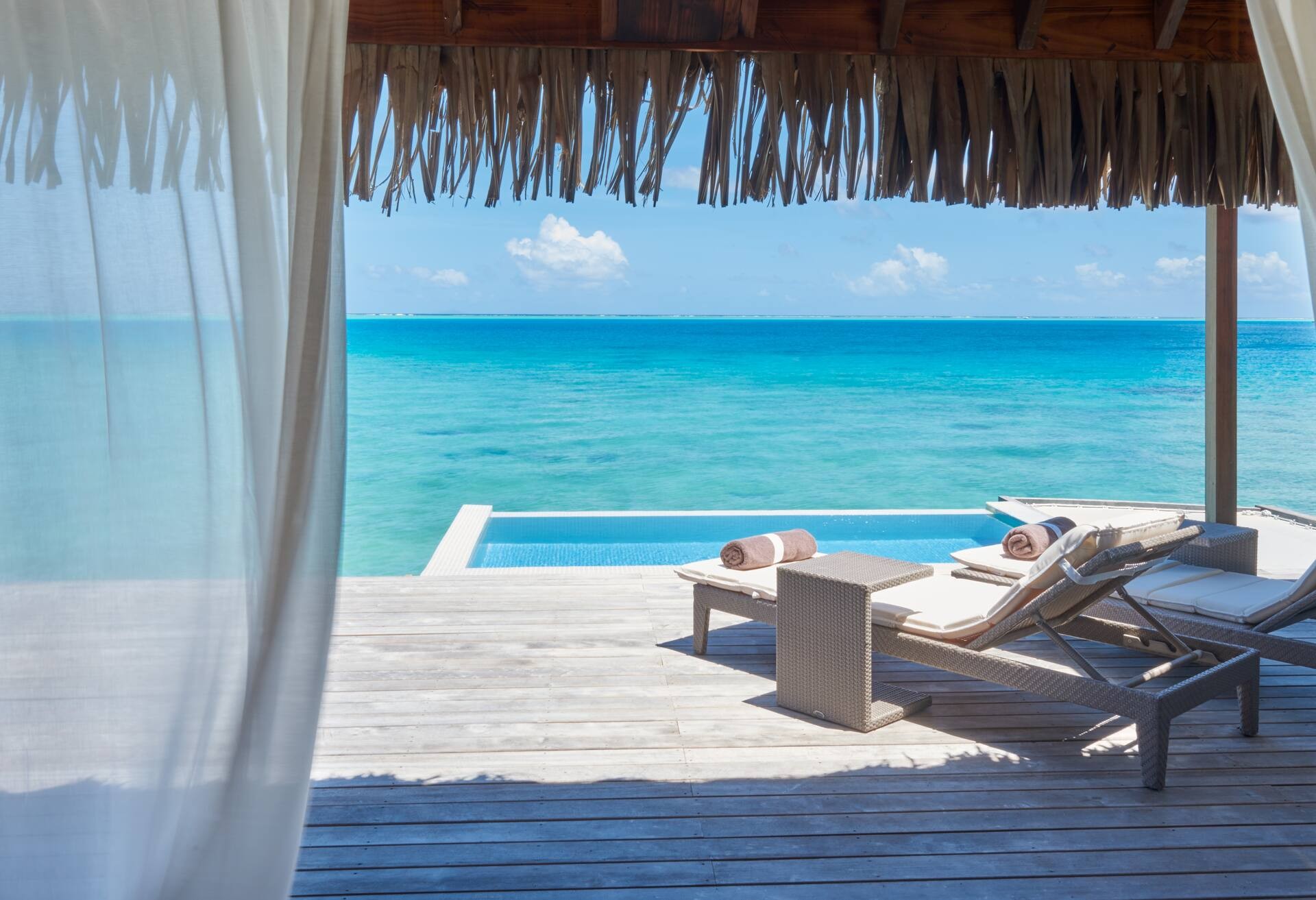 King Sunset View Overwater Pool Villa photo 3