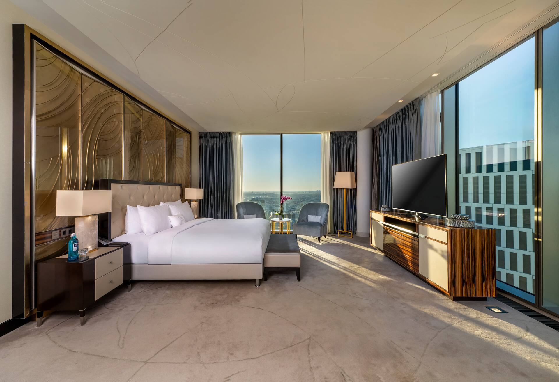 King Presidential Suite