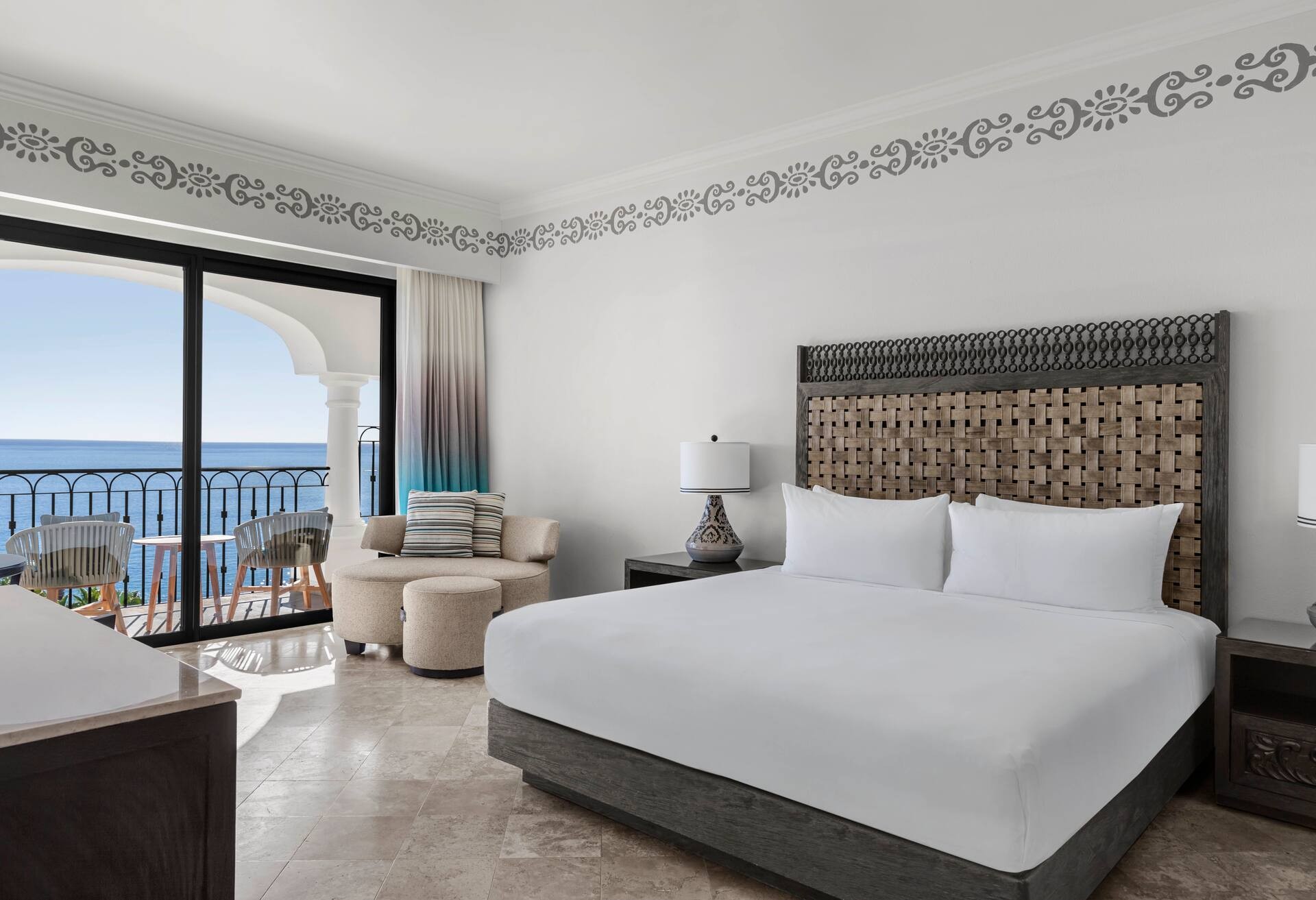 Premier King Parlor Suite Oceanview Balcony