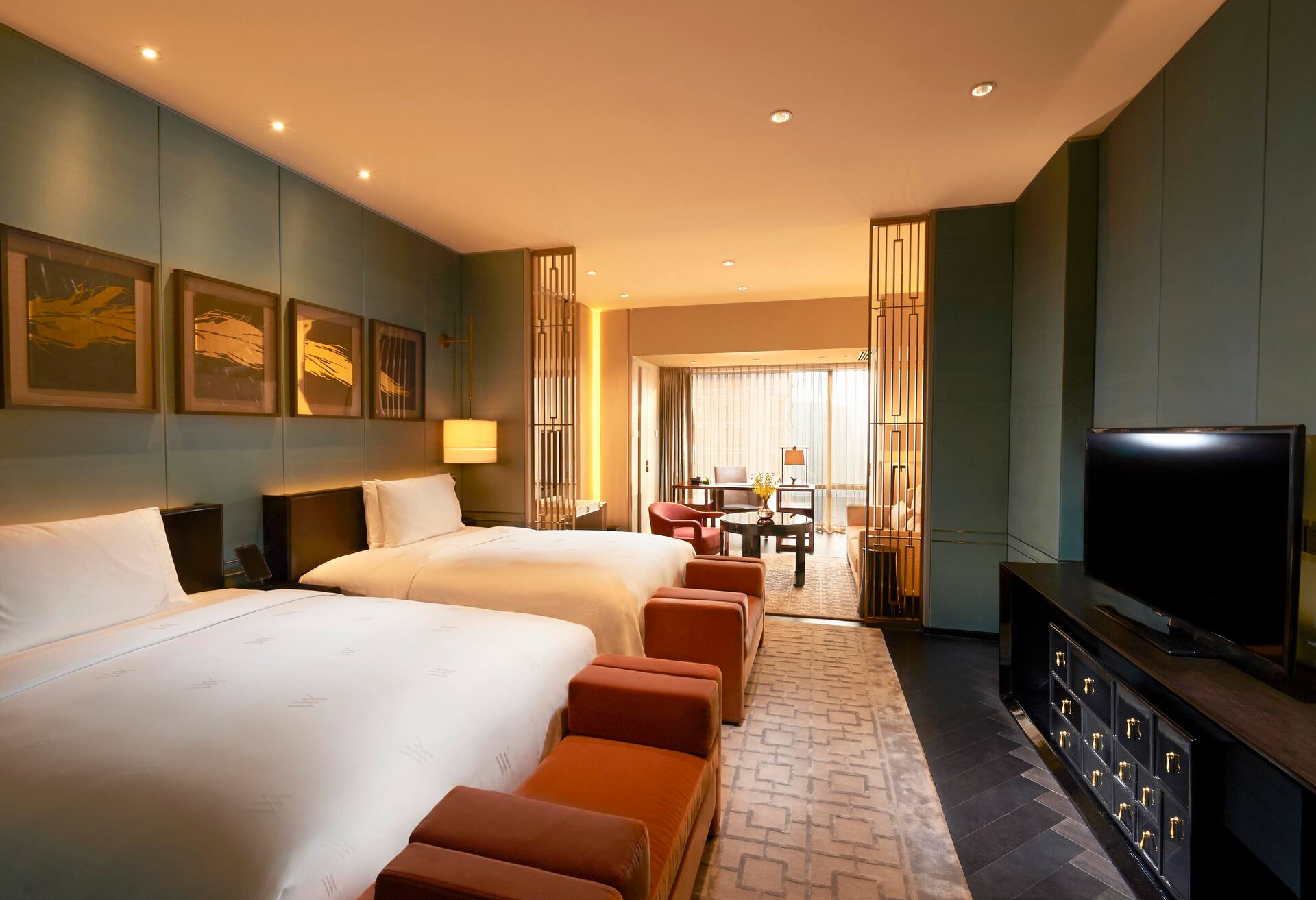 Double Queen Premier Room photo 2