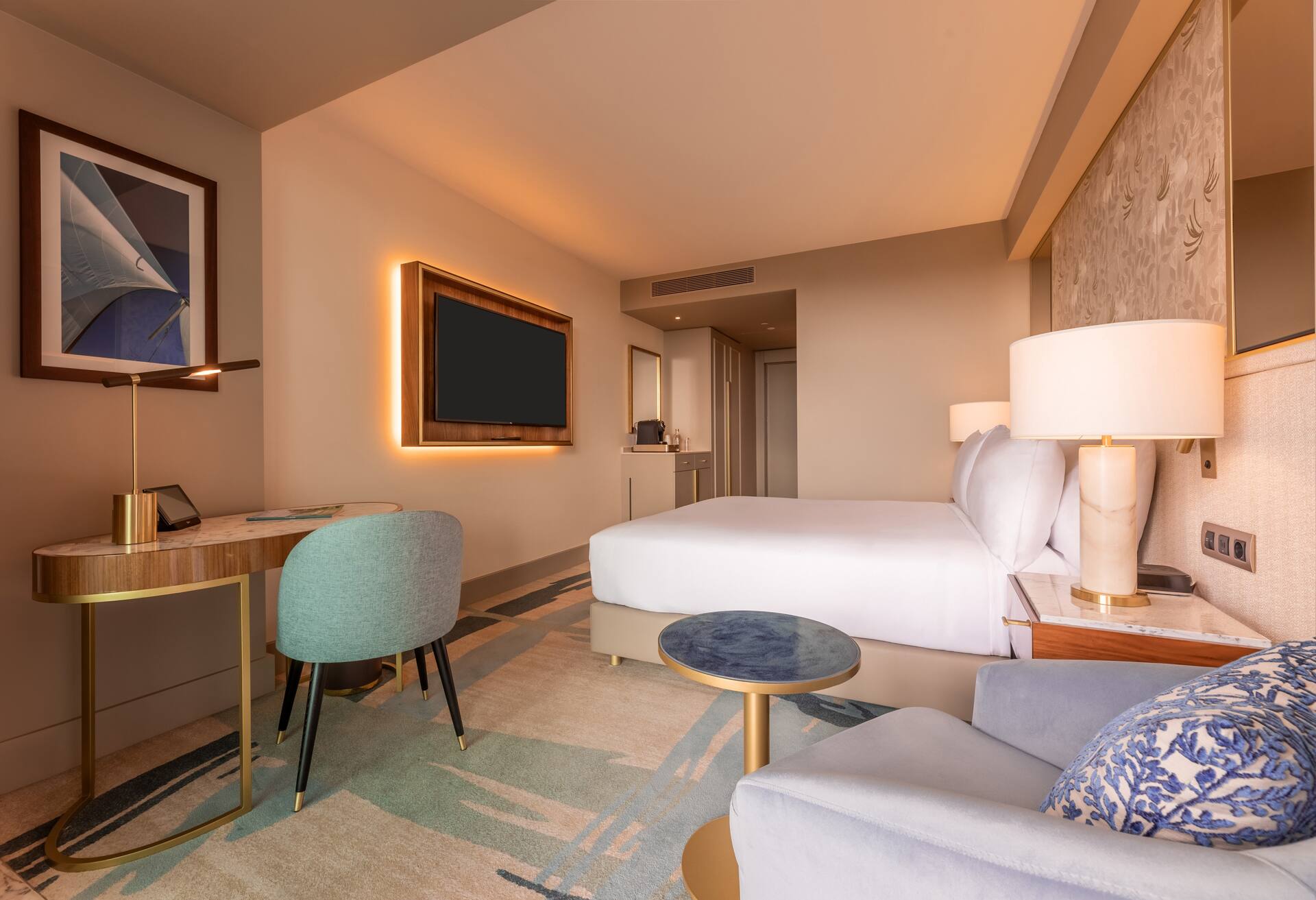 King Cascais Room Premium Ocean View Balcony thumbnail 6