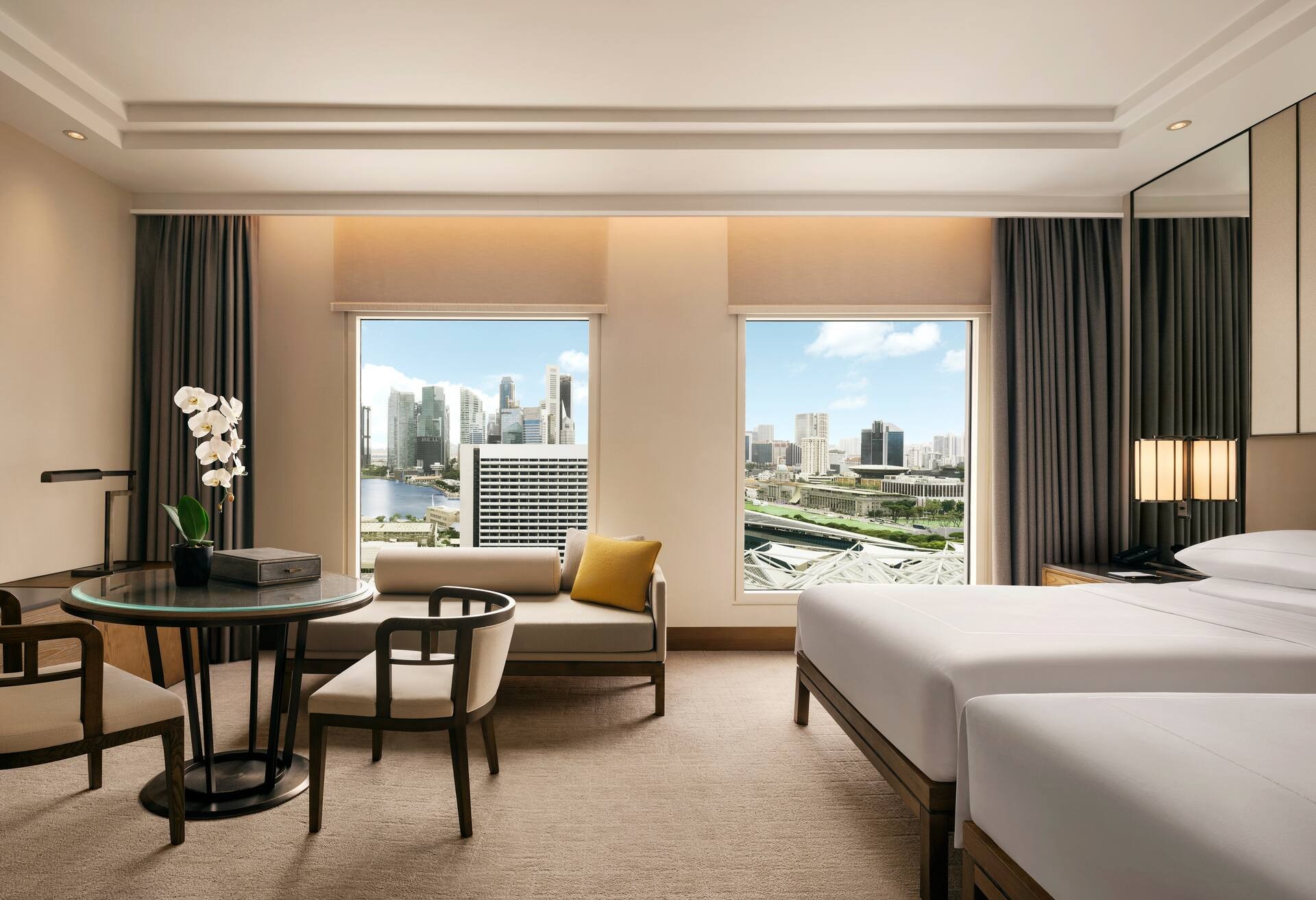 Twin View Room thumbnail 5