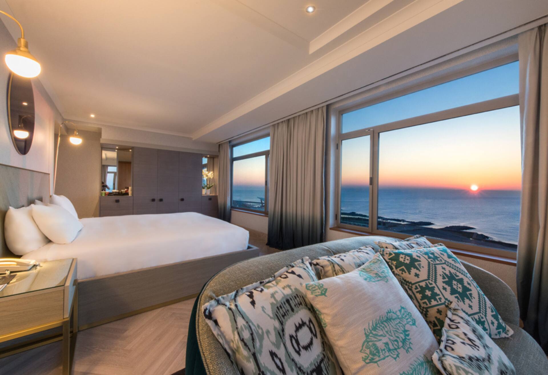 Skyline Suite