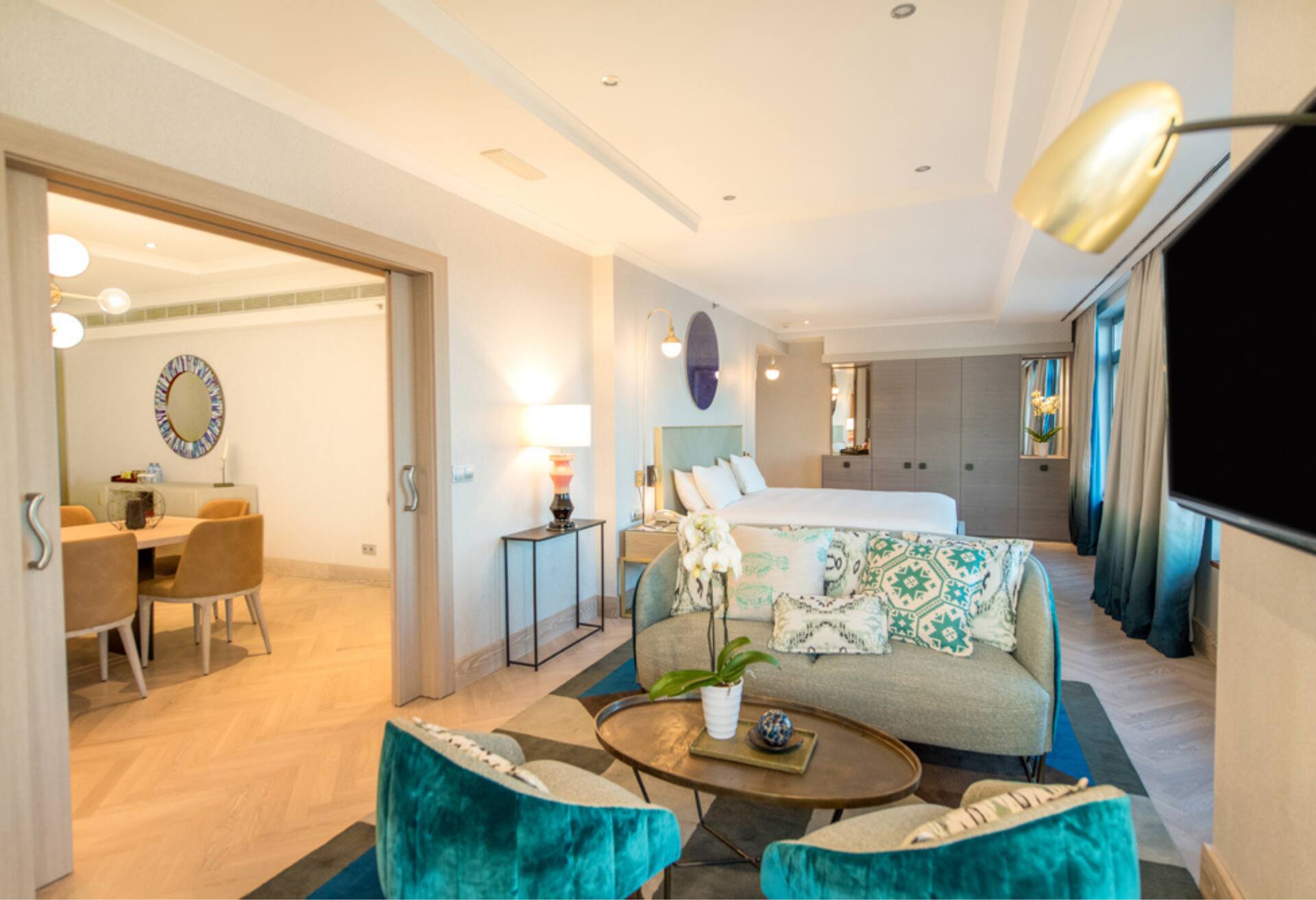 Skyline Suite