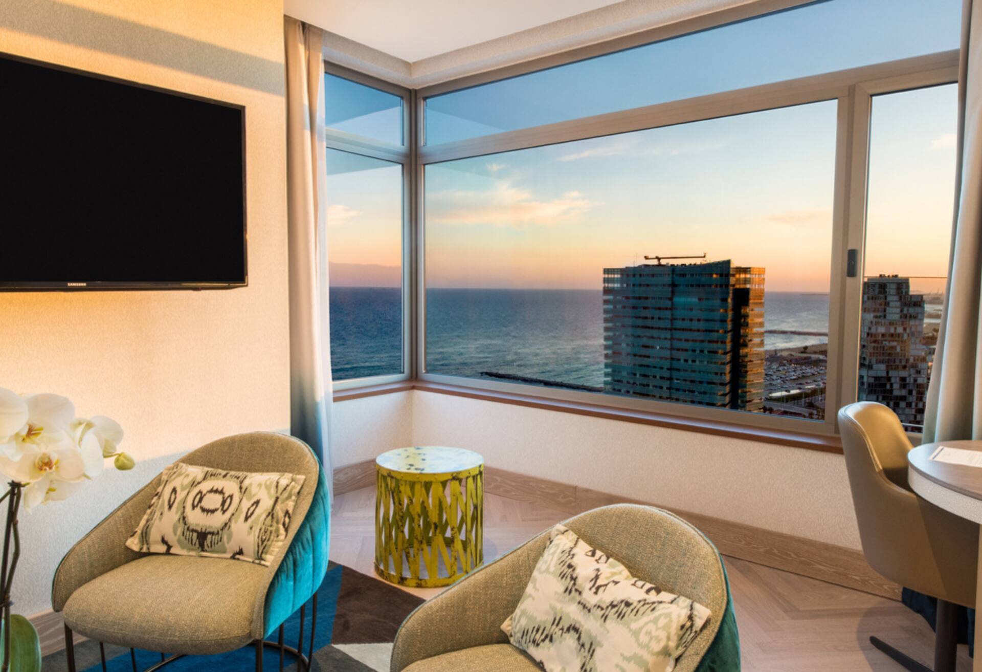 Skyline Suite