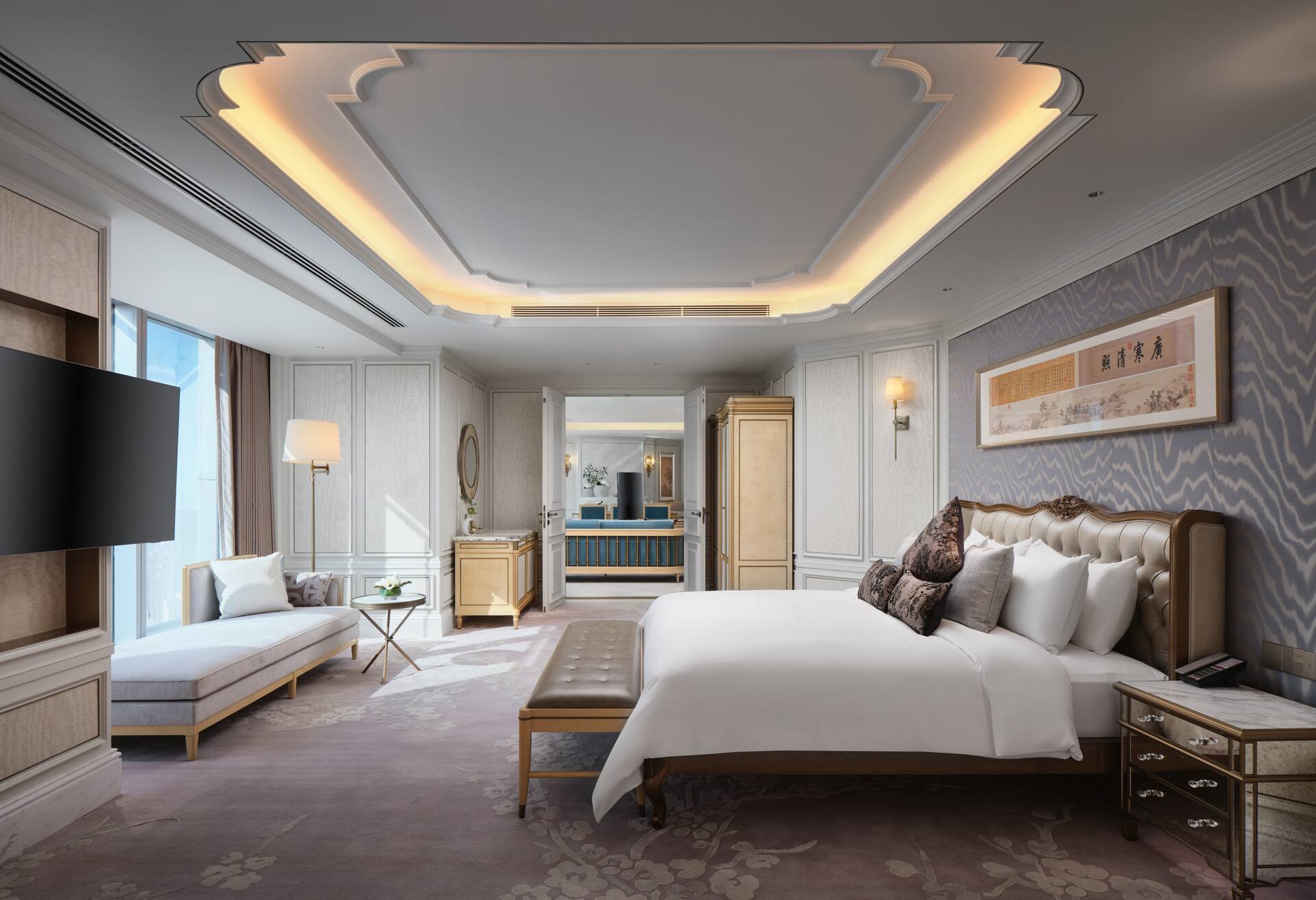 King Presidential Suite thumbnail 5