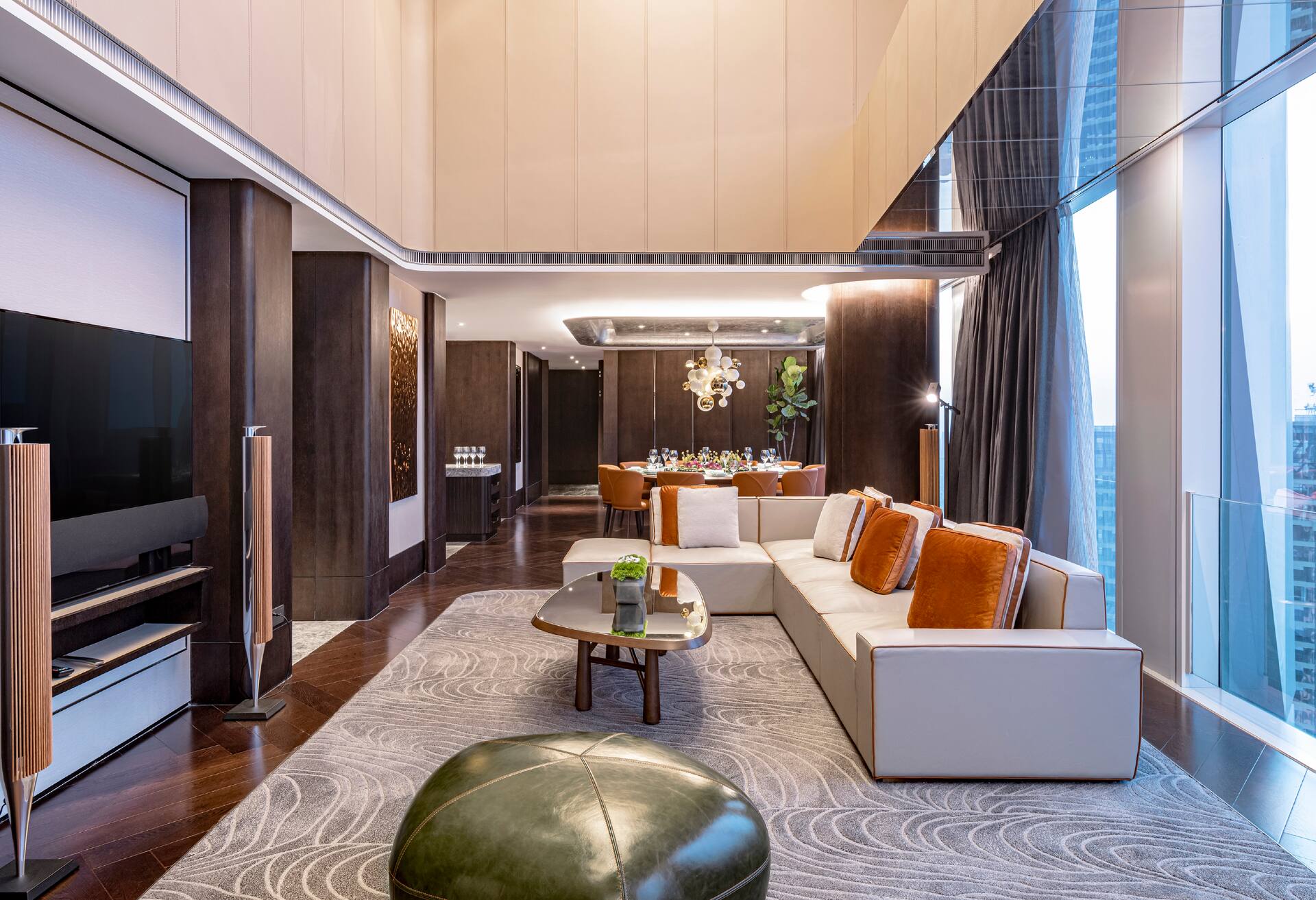 King Presidential Suite thumbnail 5