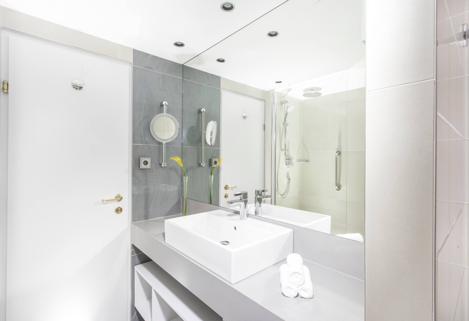 King Executive Suite